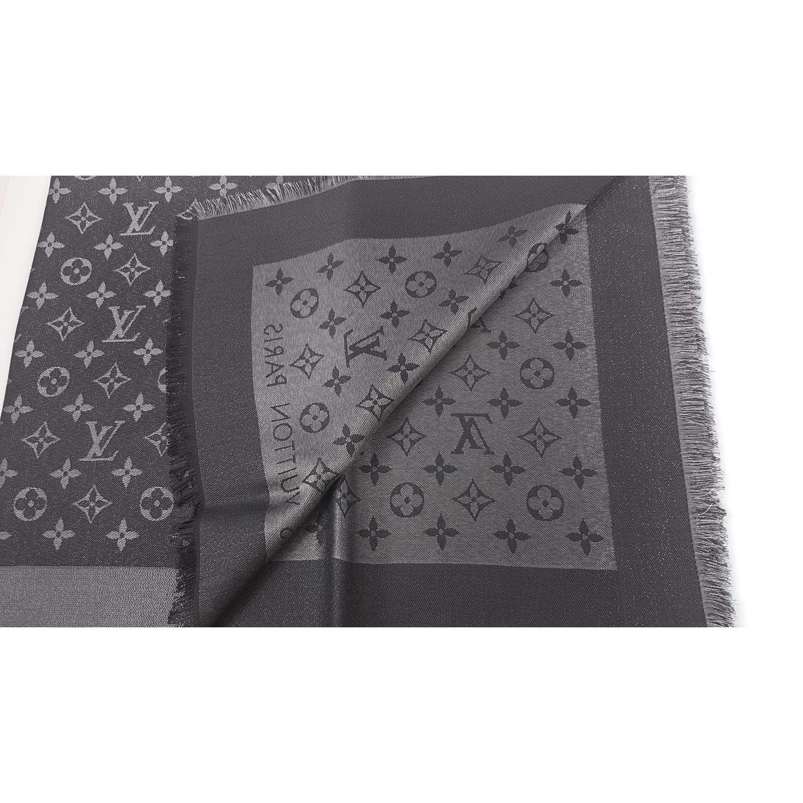 Sciarpa Louis Vuitton Logomania Shine nera Black Silk Polyester Wool  ref.202595 - Joli Closet