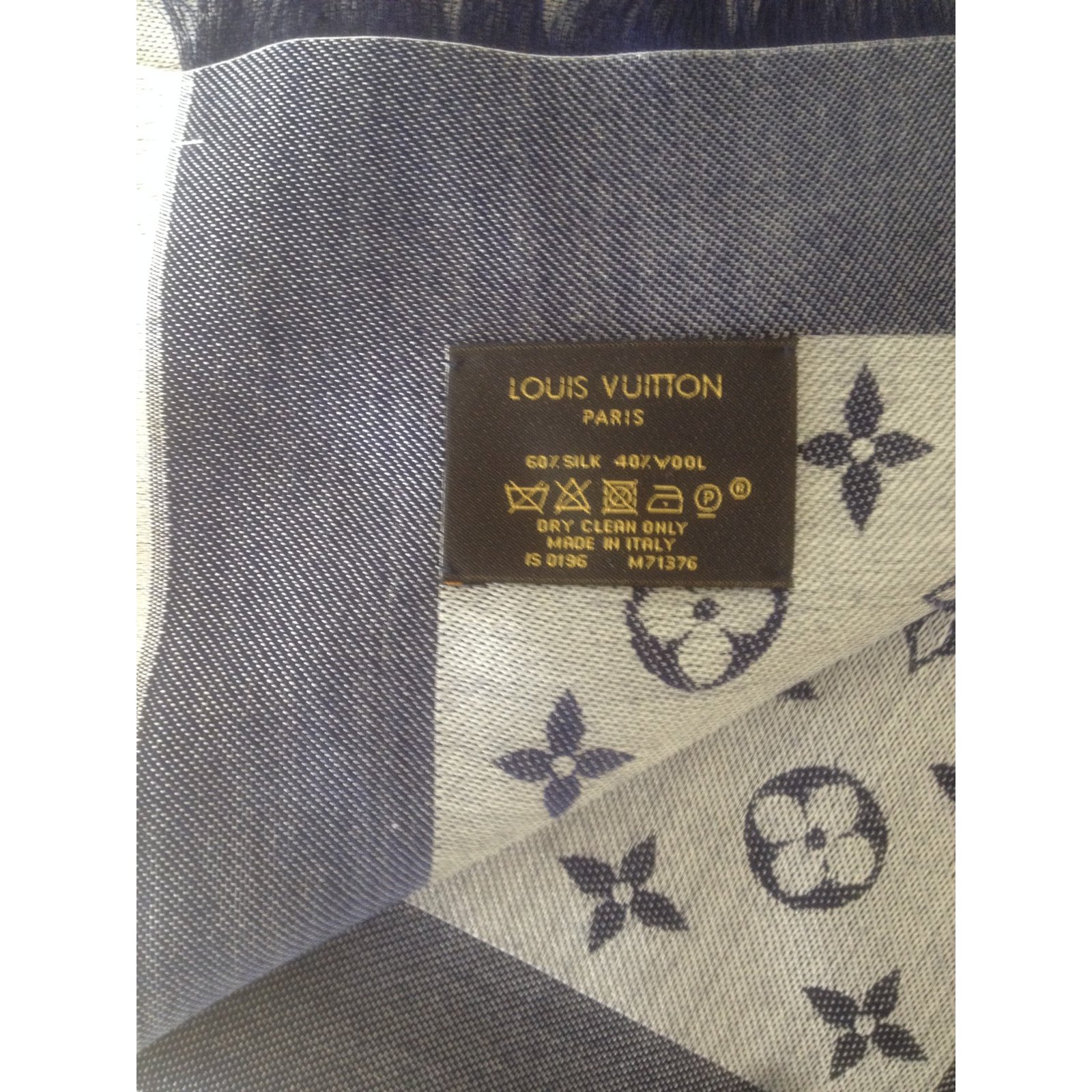 Louis Vuitton Classic Monogram Scarf Blue Silk ref.63798 - Joli Closet