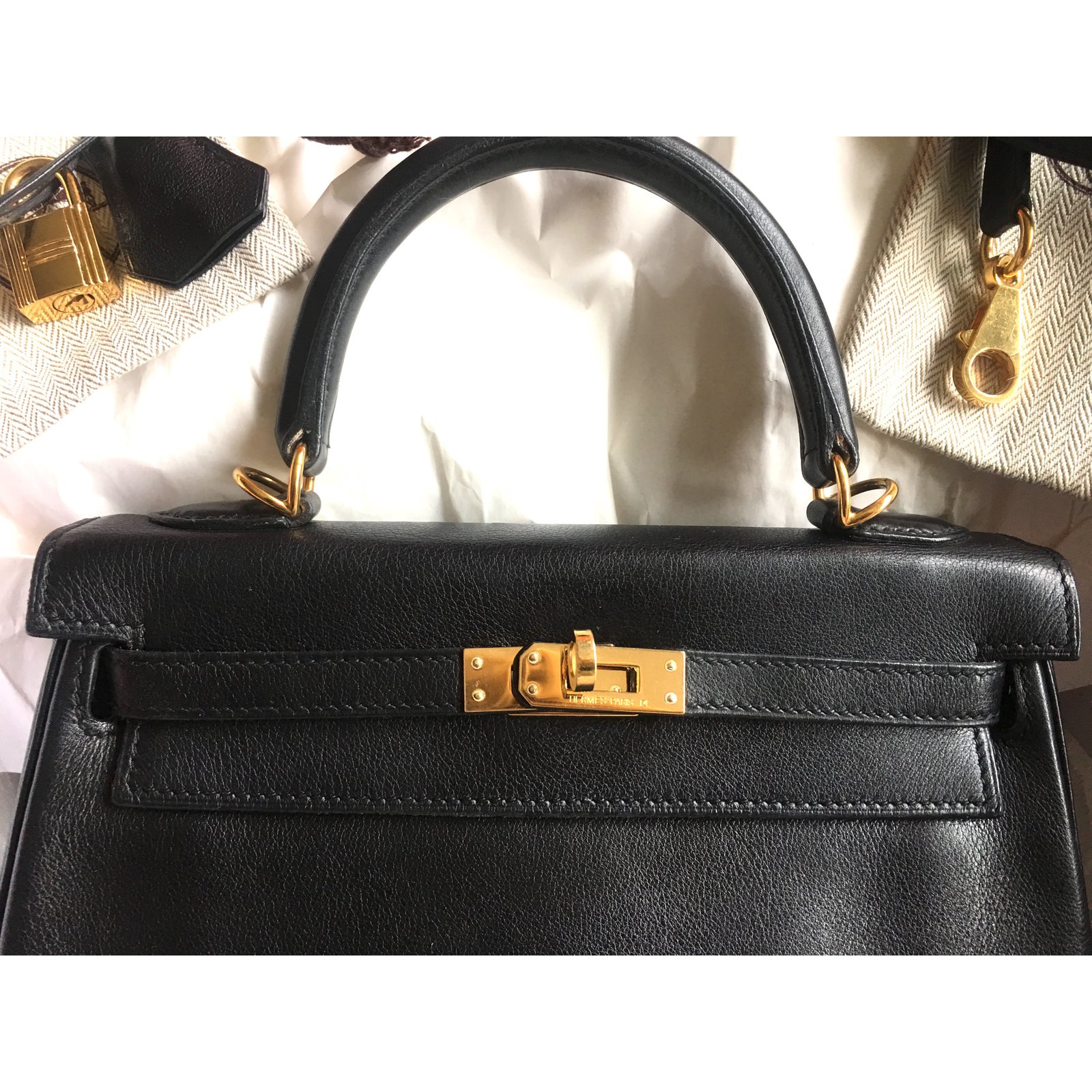 Hermès KELLY 25 swift Black Leather ref.59010 - Joli Closet