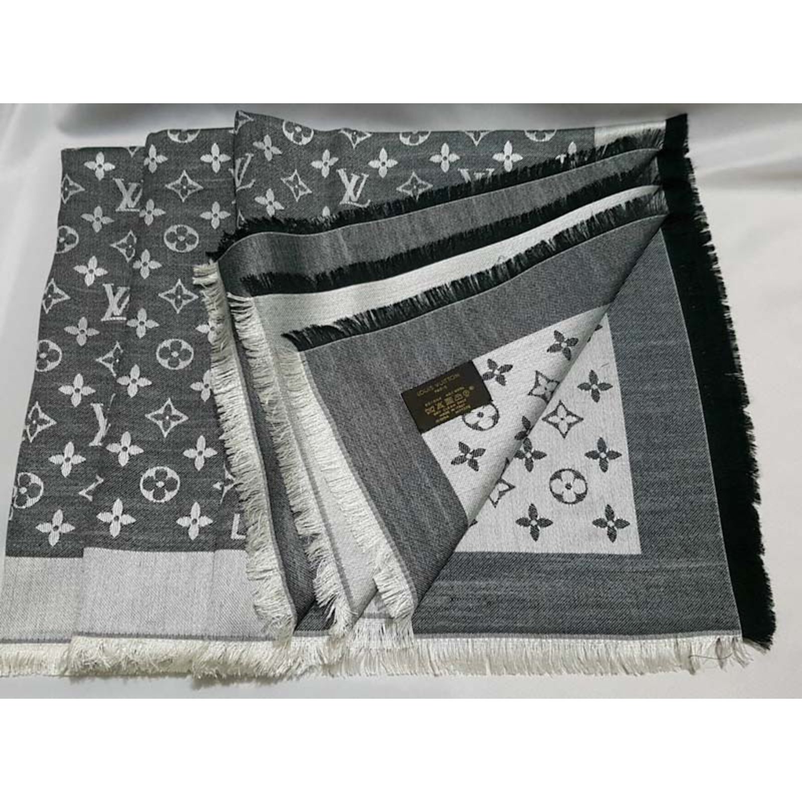 Louis Vuitton® Monogram Classic Scarf  Classic scarf, Louis vuitton scarf,  Louis vuitton