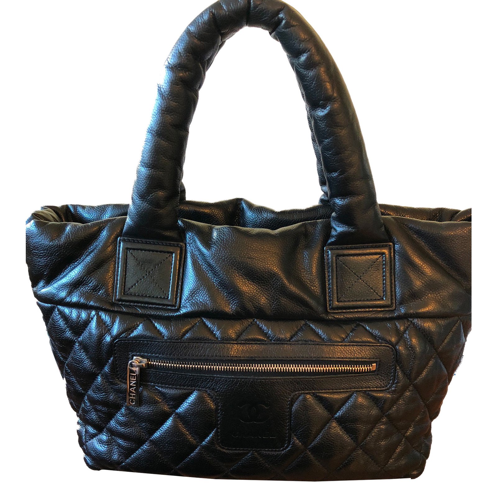 Chanel Bag charms Black Plastic ref.70653 - Joli Closet