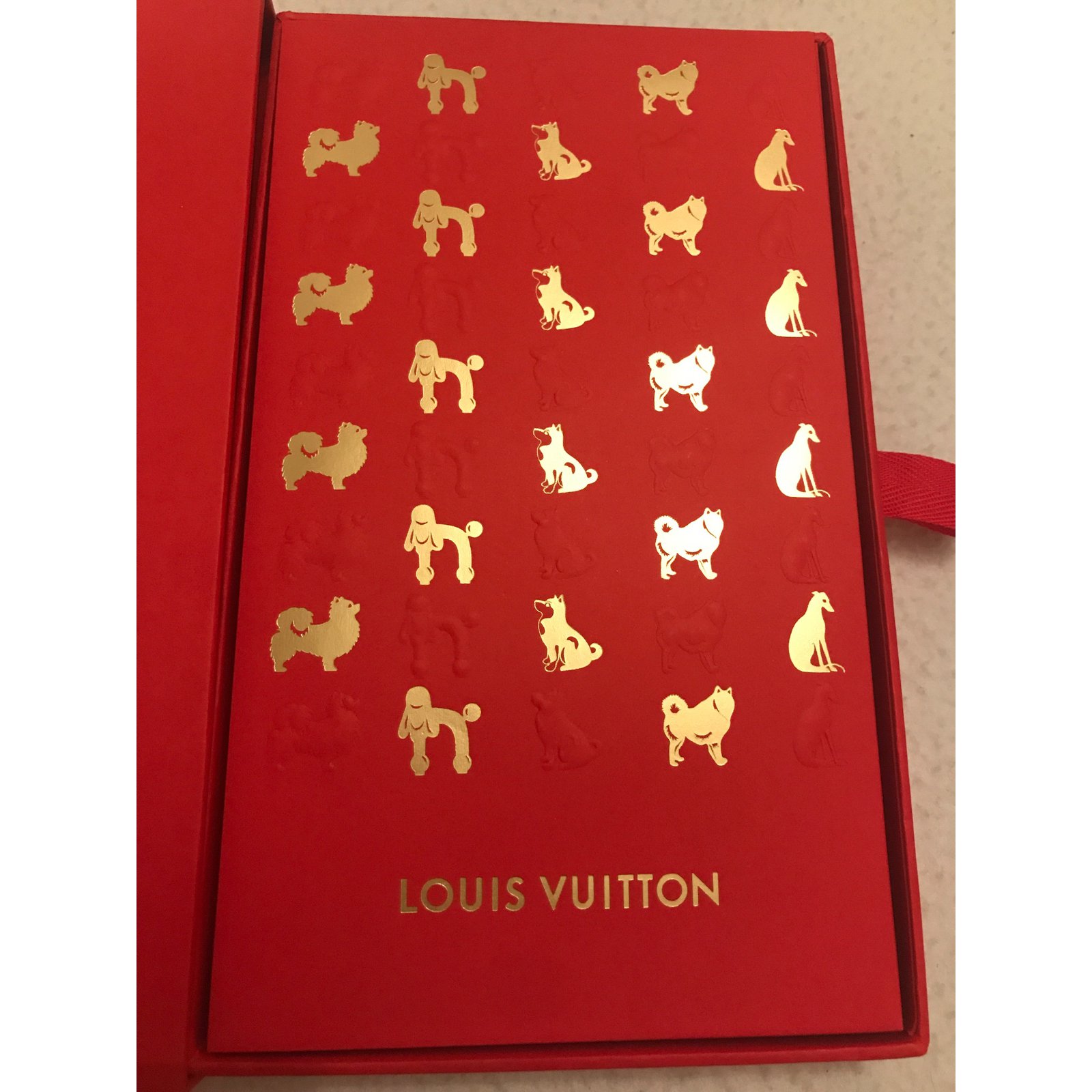 Louis Vuitton Red envelopes ref.62814 - Joli Closet
