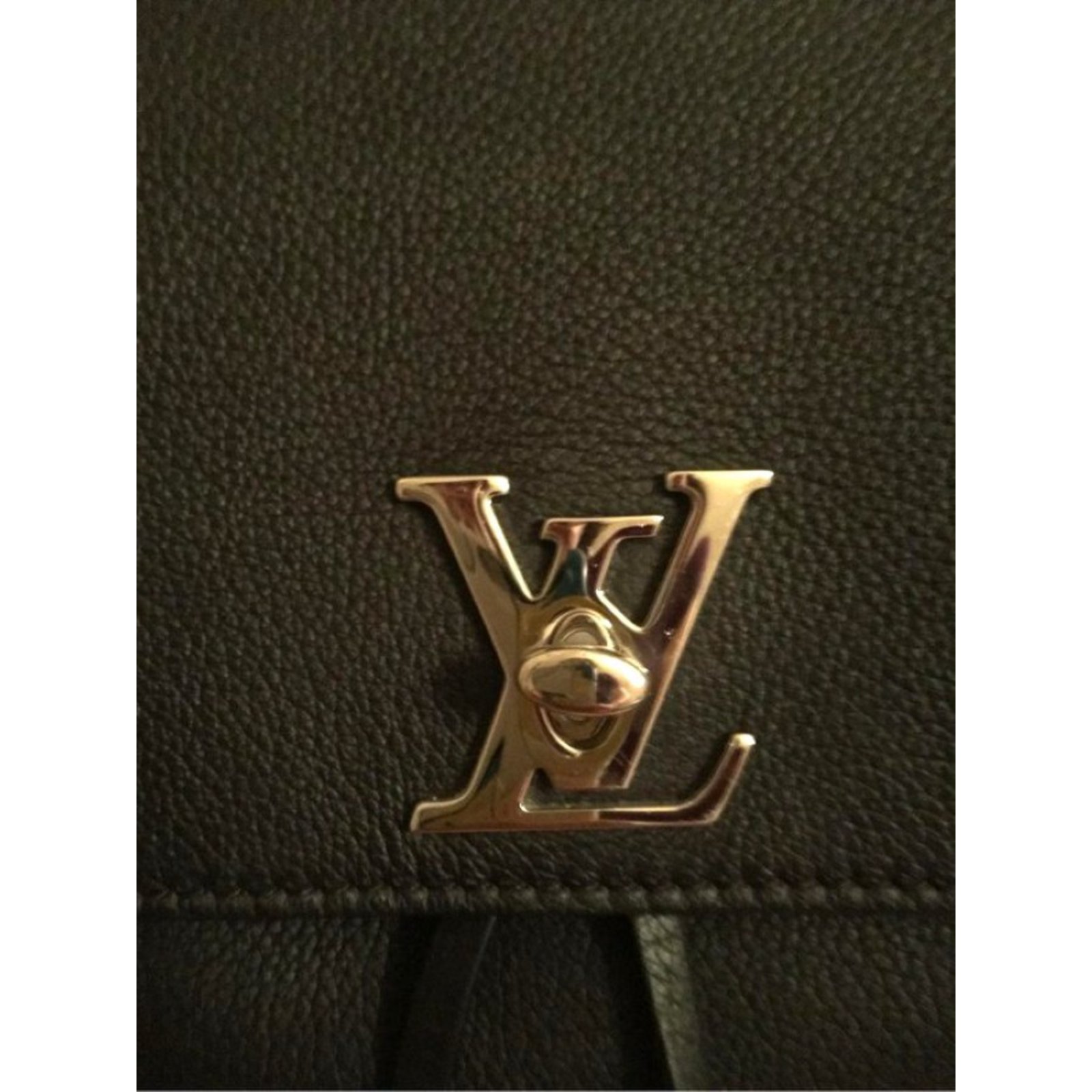 Louis Vuitton Lockme backpack Black Leather ref.62936 - Joli Closet