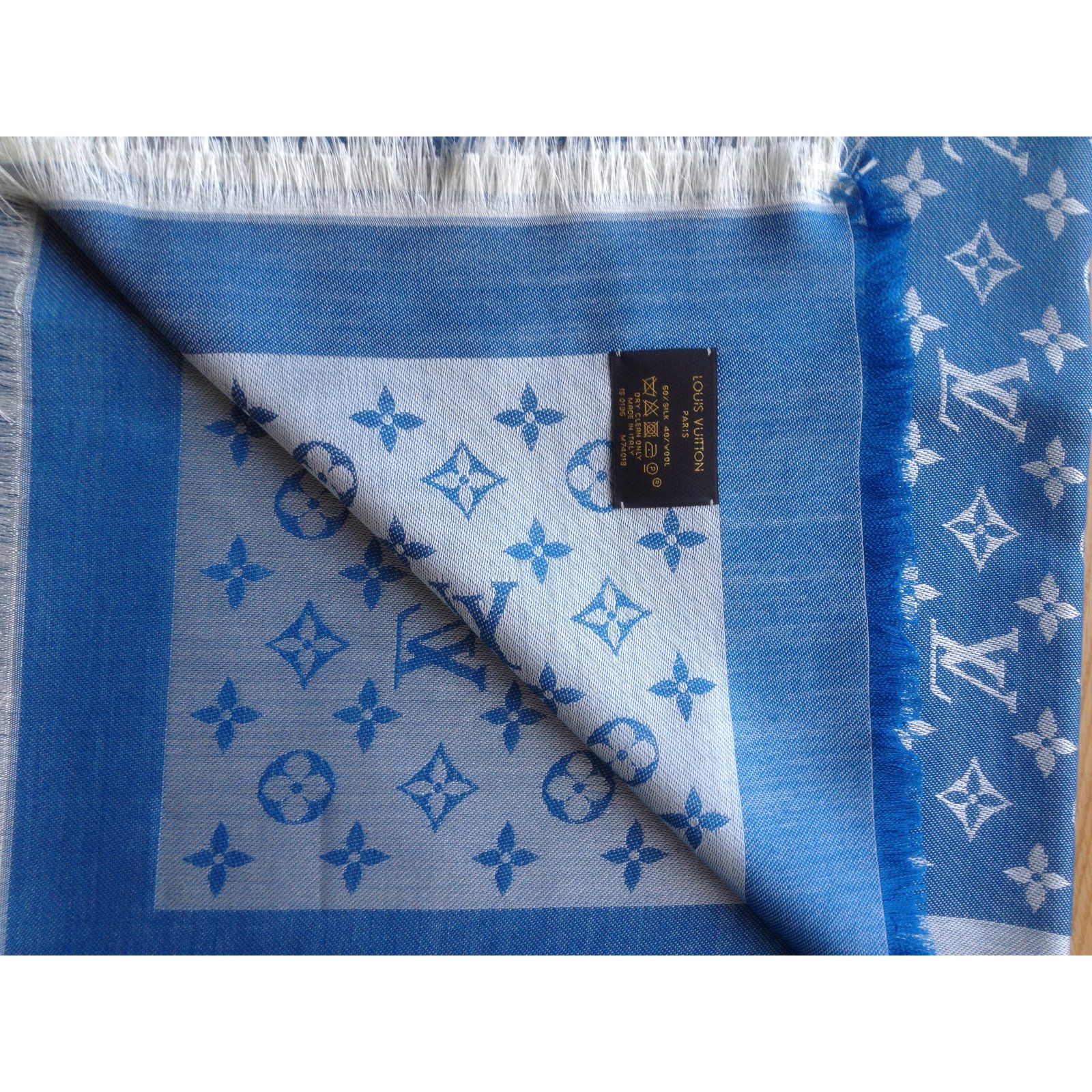 Louis Vuitton scarf blue silk monogram LV Escale 120×8cm Used Japan Fedex