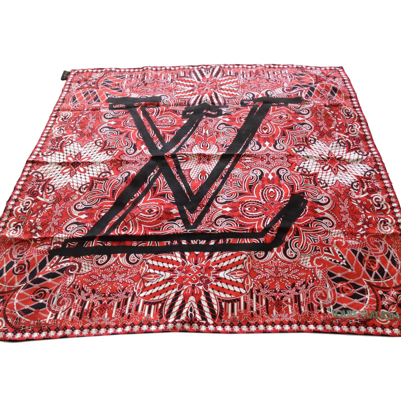 louis vuitton red bandana