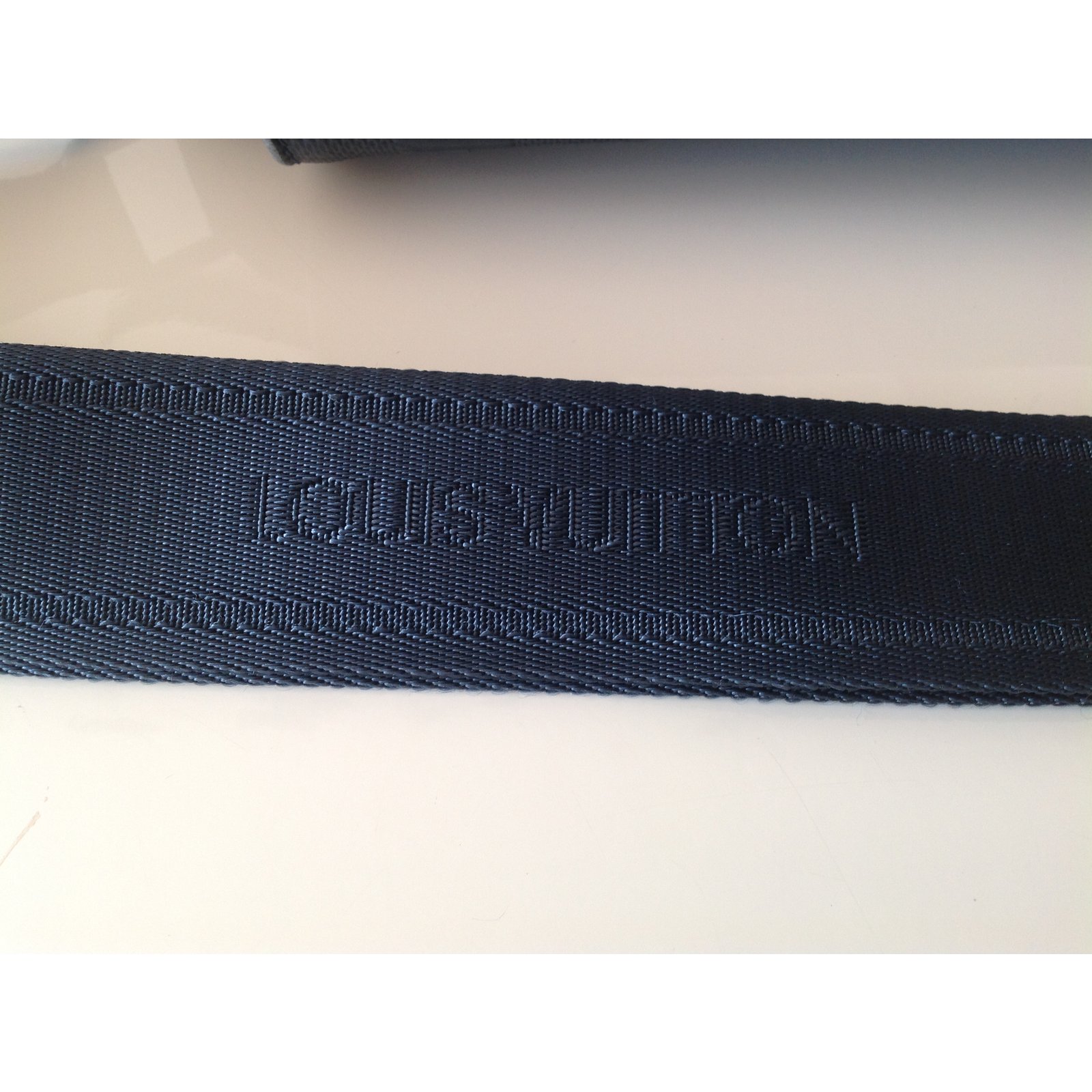 Louis Vuitton Bags Briefcases Blue Leather ref.63446 - Joli Closet