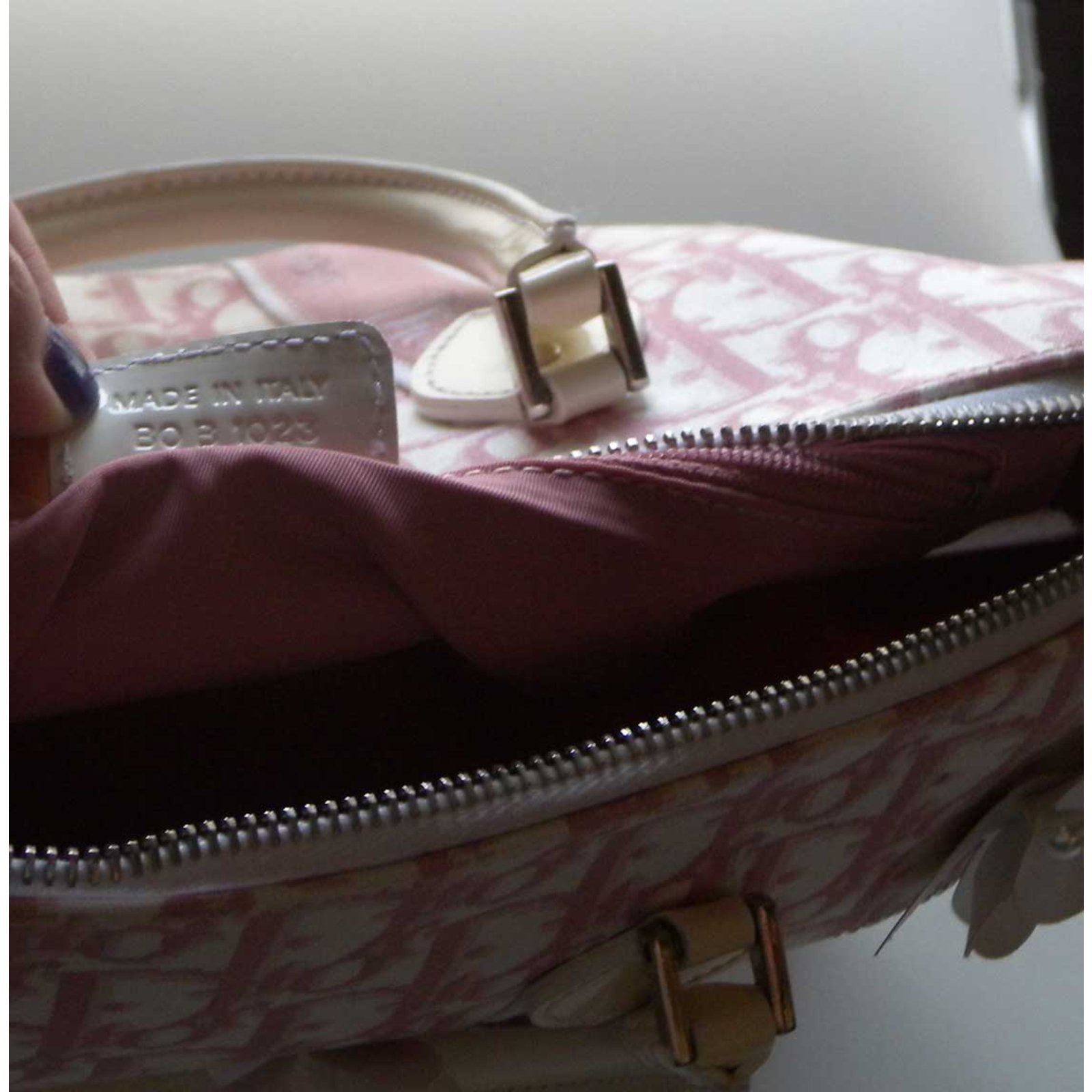 Christian Dior Handbags Pink White Patent leather Cloth ref.64651 - Joli  Closet