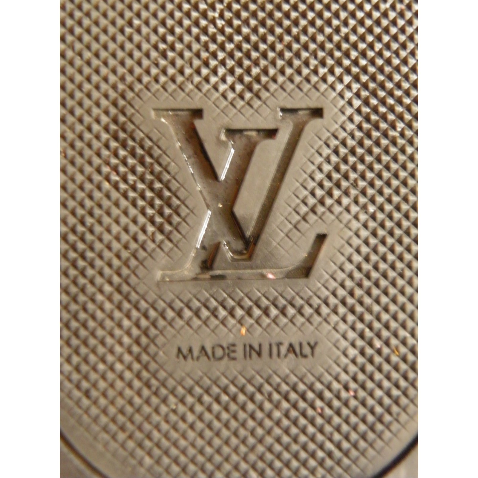 Louis Vuitton Sandalias de hombre Negro Goma ref.65879 - Joli Closet