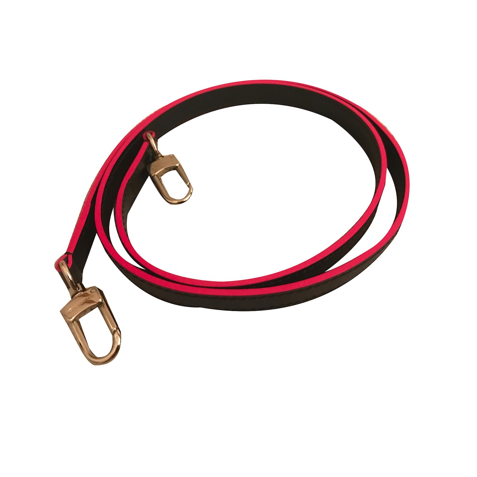 Louis Vuitton Strap Multiple colors Leather ref.66635 Joli Closet