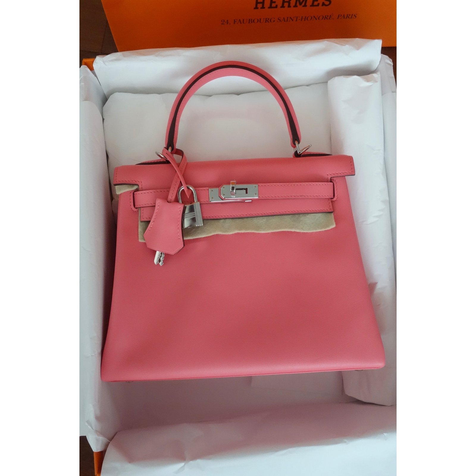 Kelly 25 leather handbag Hermès Pink in Leather - 23905386