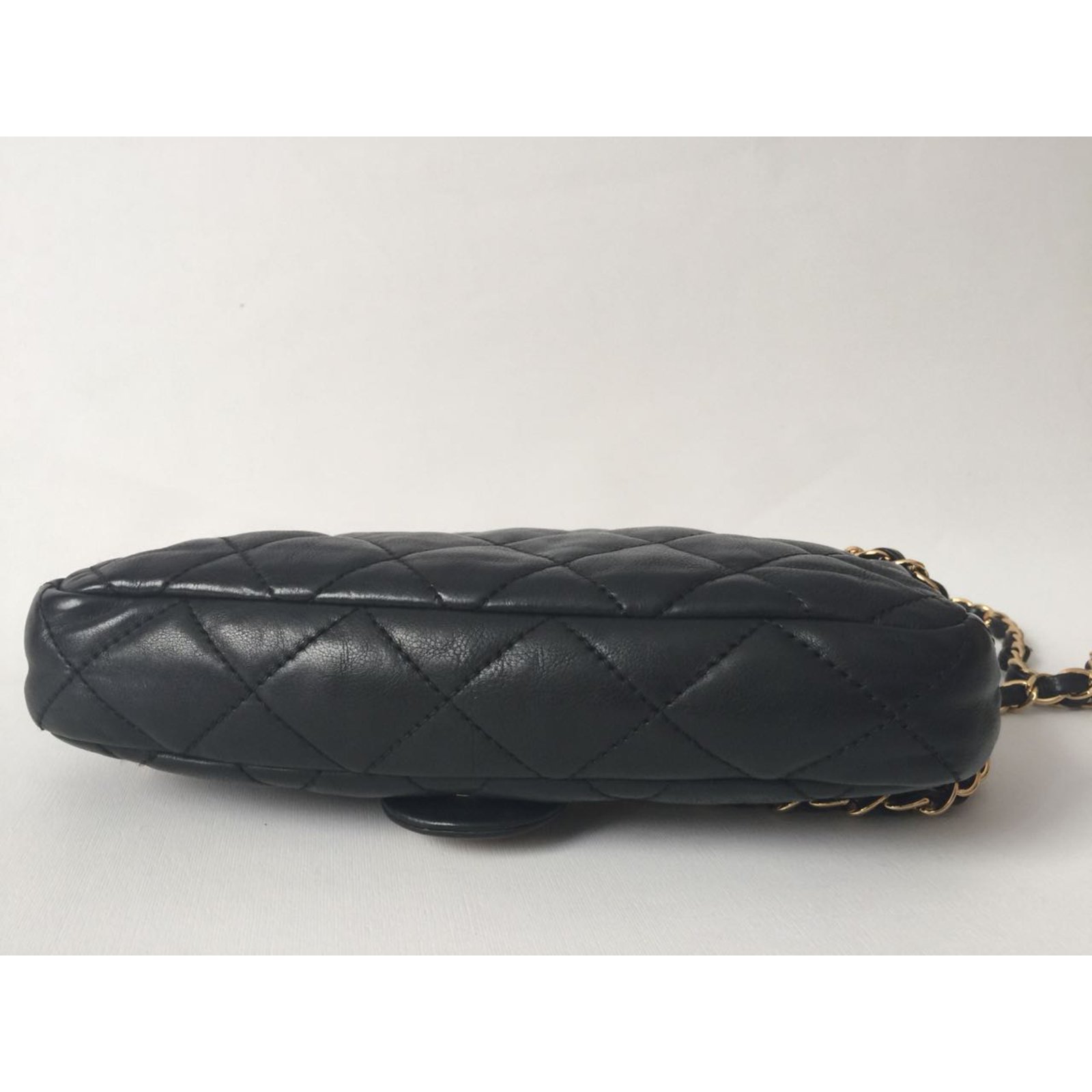 Chanel bag holder Black Plastic ref.136207 - Joli Closet