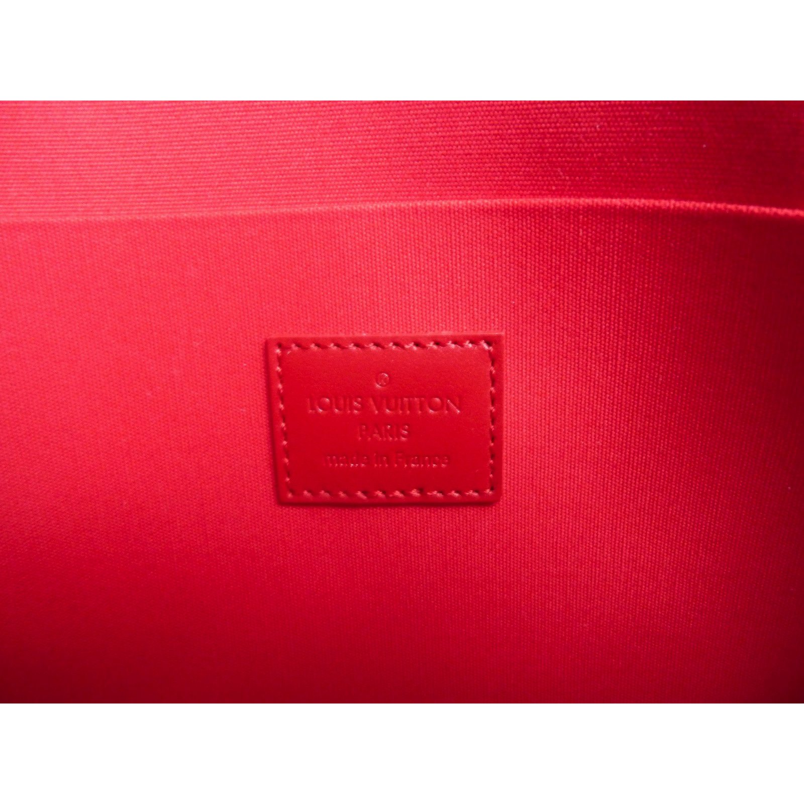 Louis Vuitton Red Monogram Vernis Pochette Felicie Leather Patent leather  ref.976292 - Joli Closet