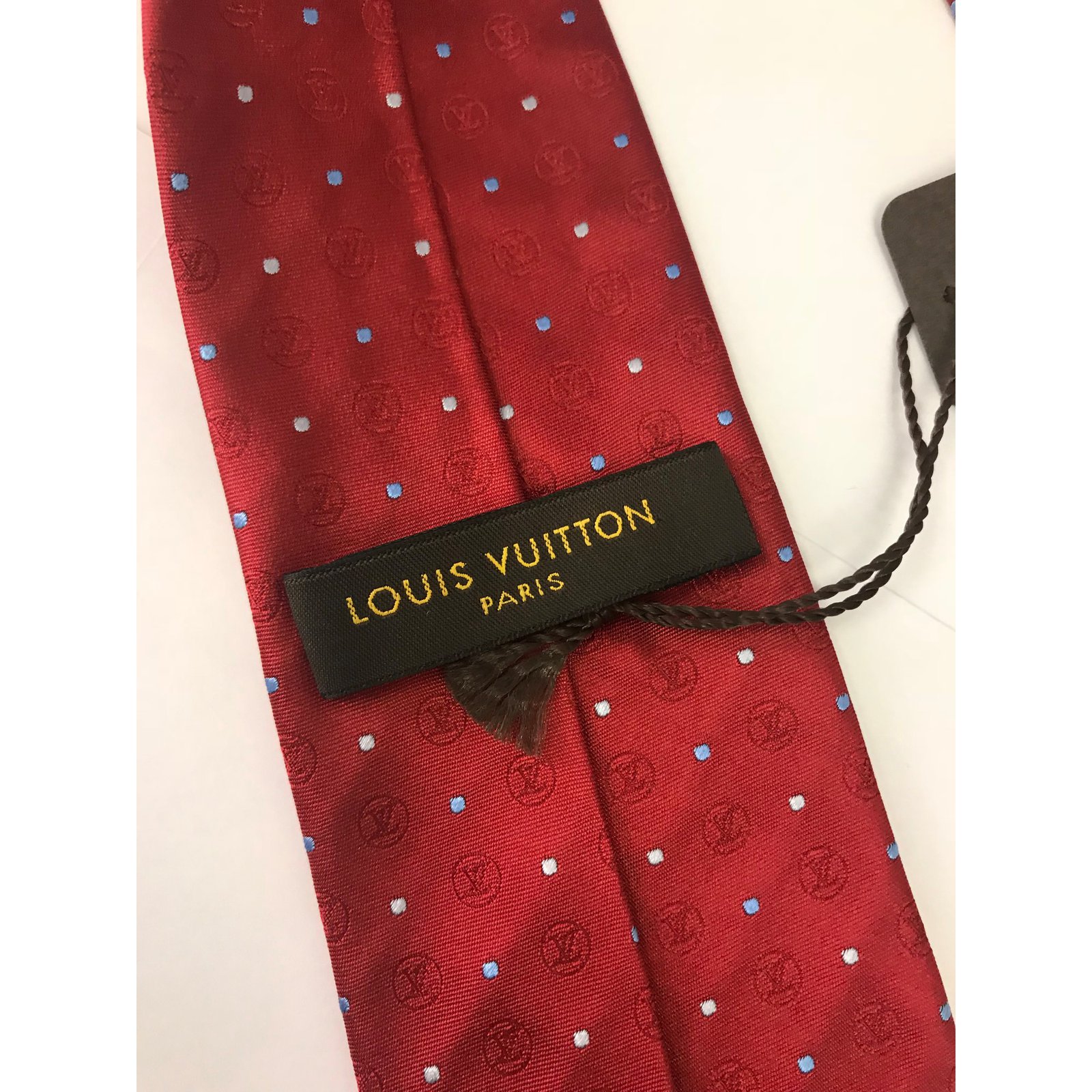 Louis Vuitton Vuitton men's tie Red Silk ref.167248 - Joli Closet
