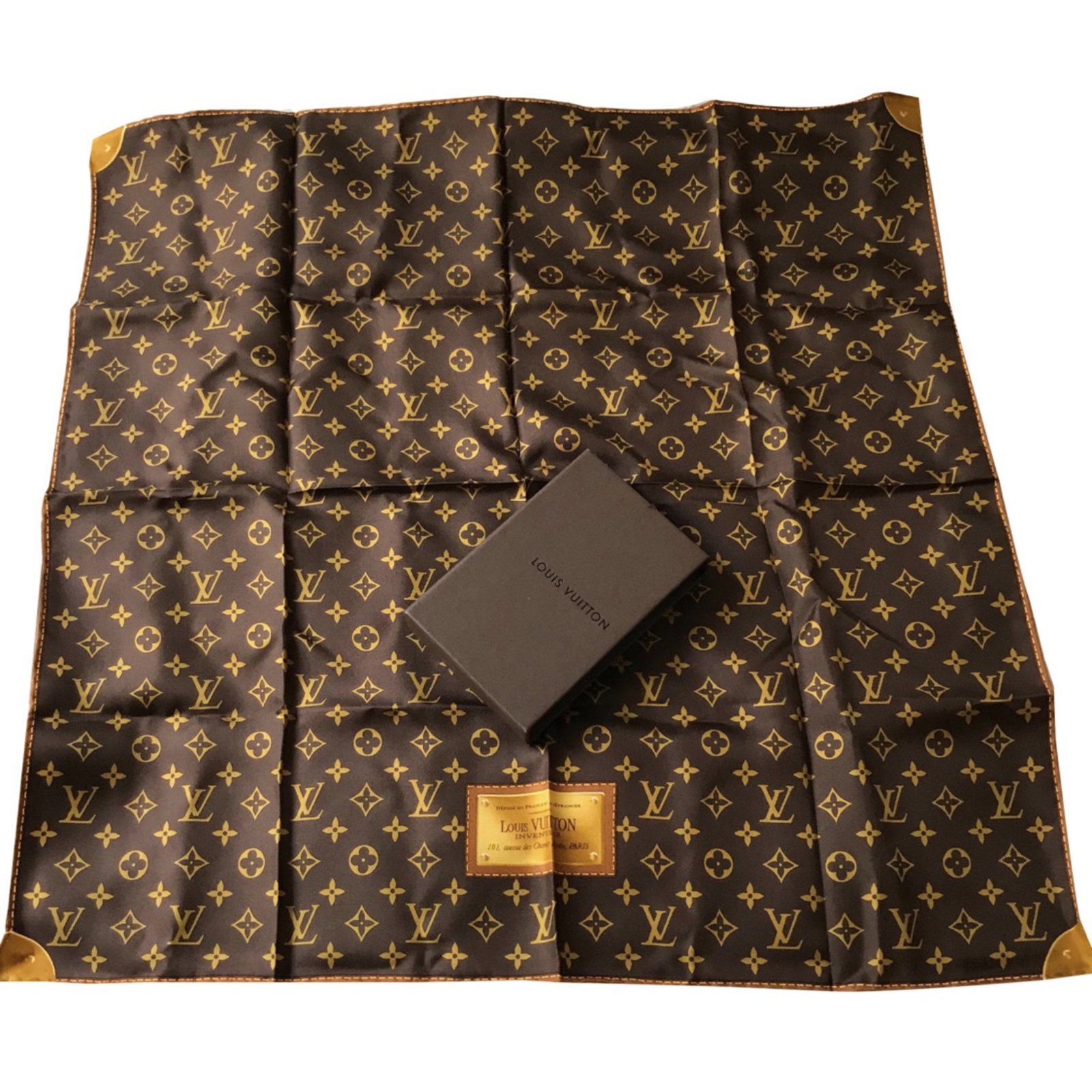 Silk scarf Louis Vuitton Brown in Silk - 13517338
