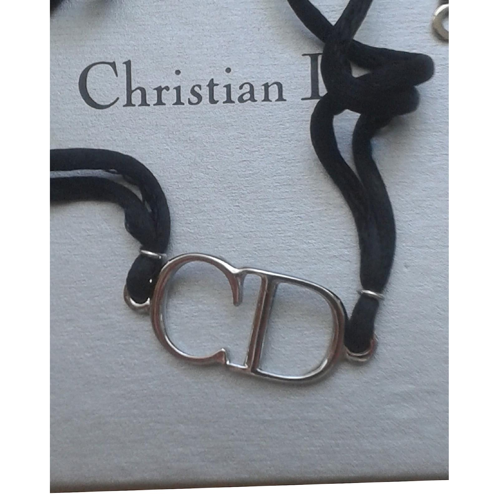 Christian Dior Necklaces Silvery Silver ref.72894 Joli Closet