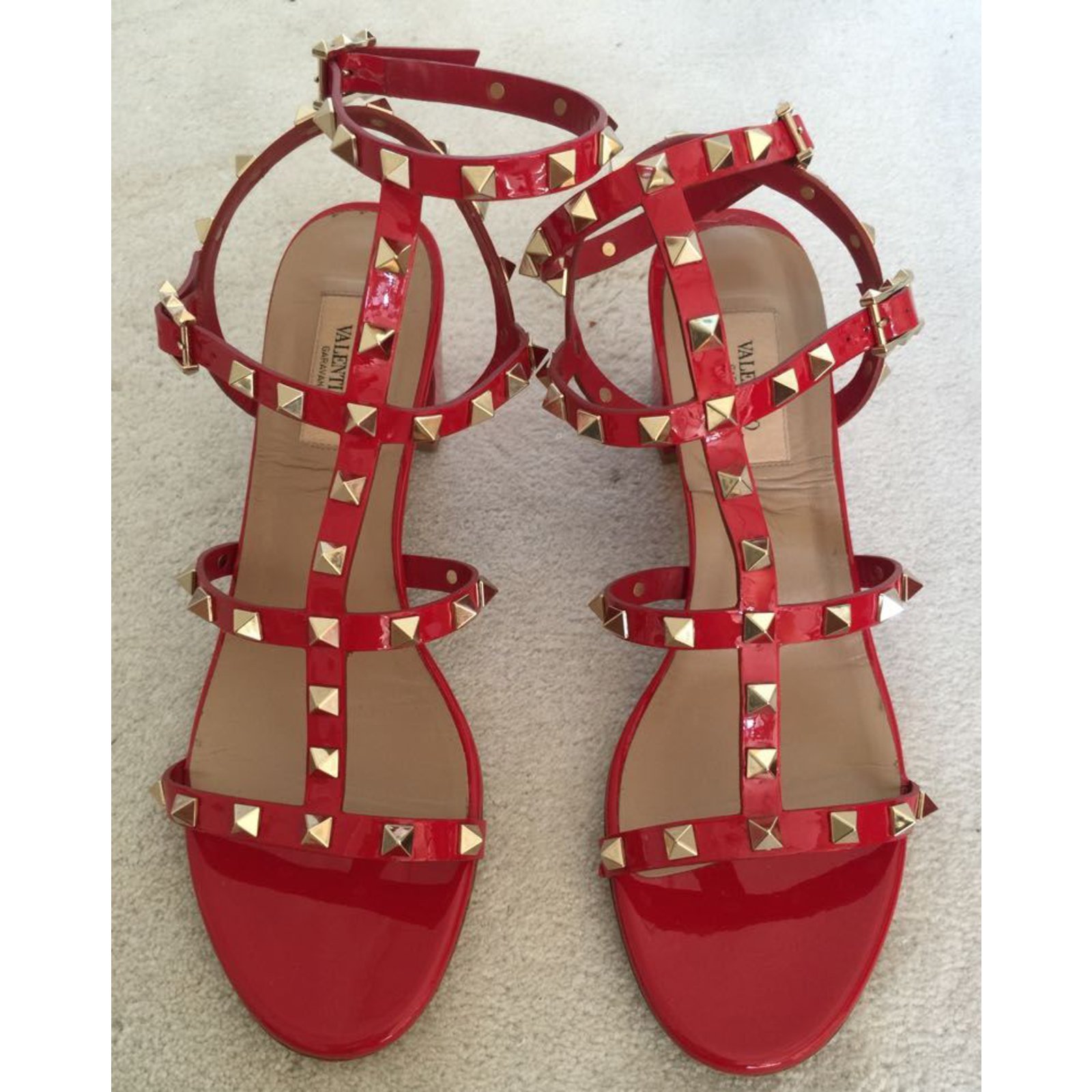 Valentino Garavani Rockstud Red Leather ref.330494 - Joli Closet