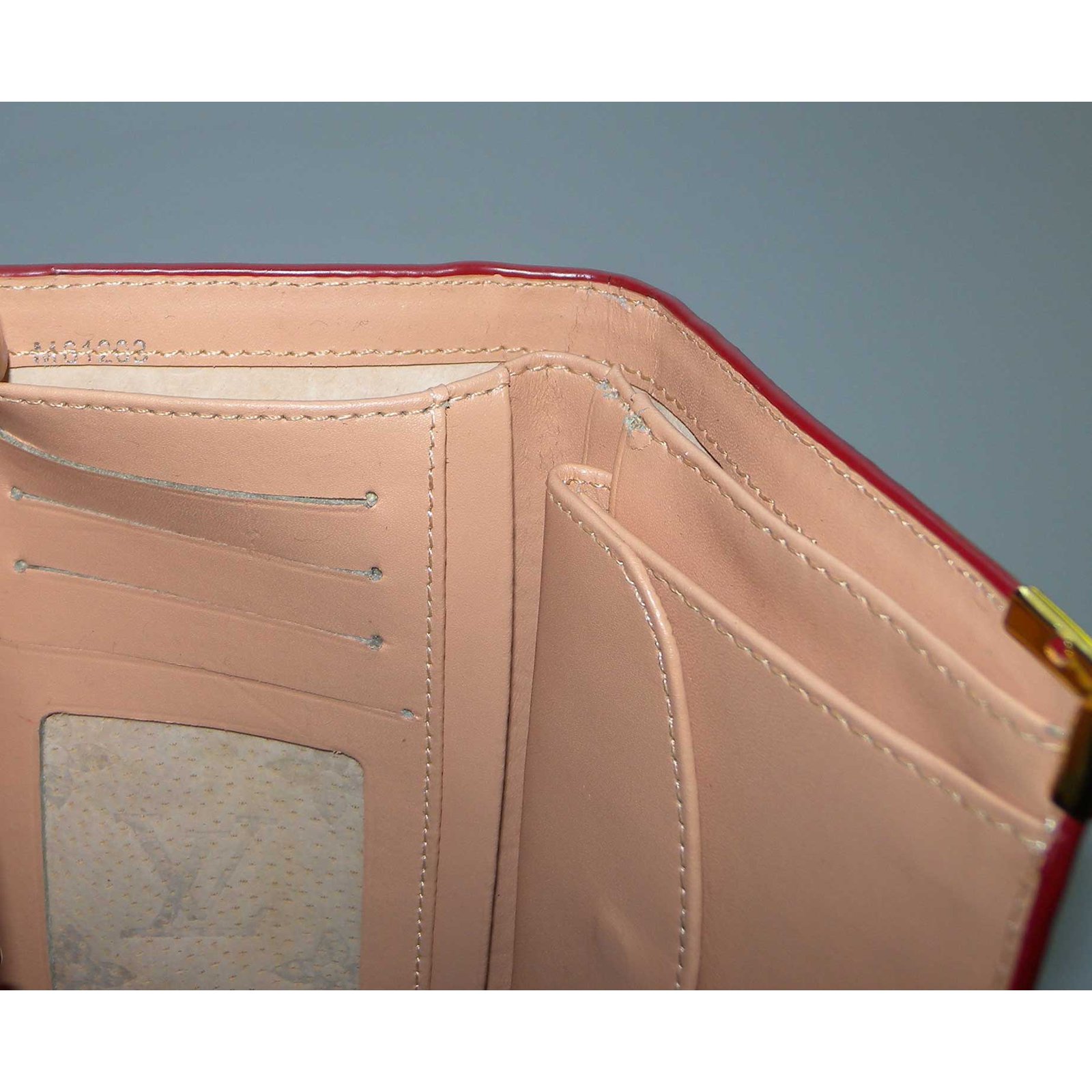 Louis Vuitton LV Rosalie wallet new Beige Leather ref.202944 - Joli Closet