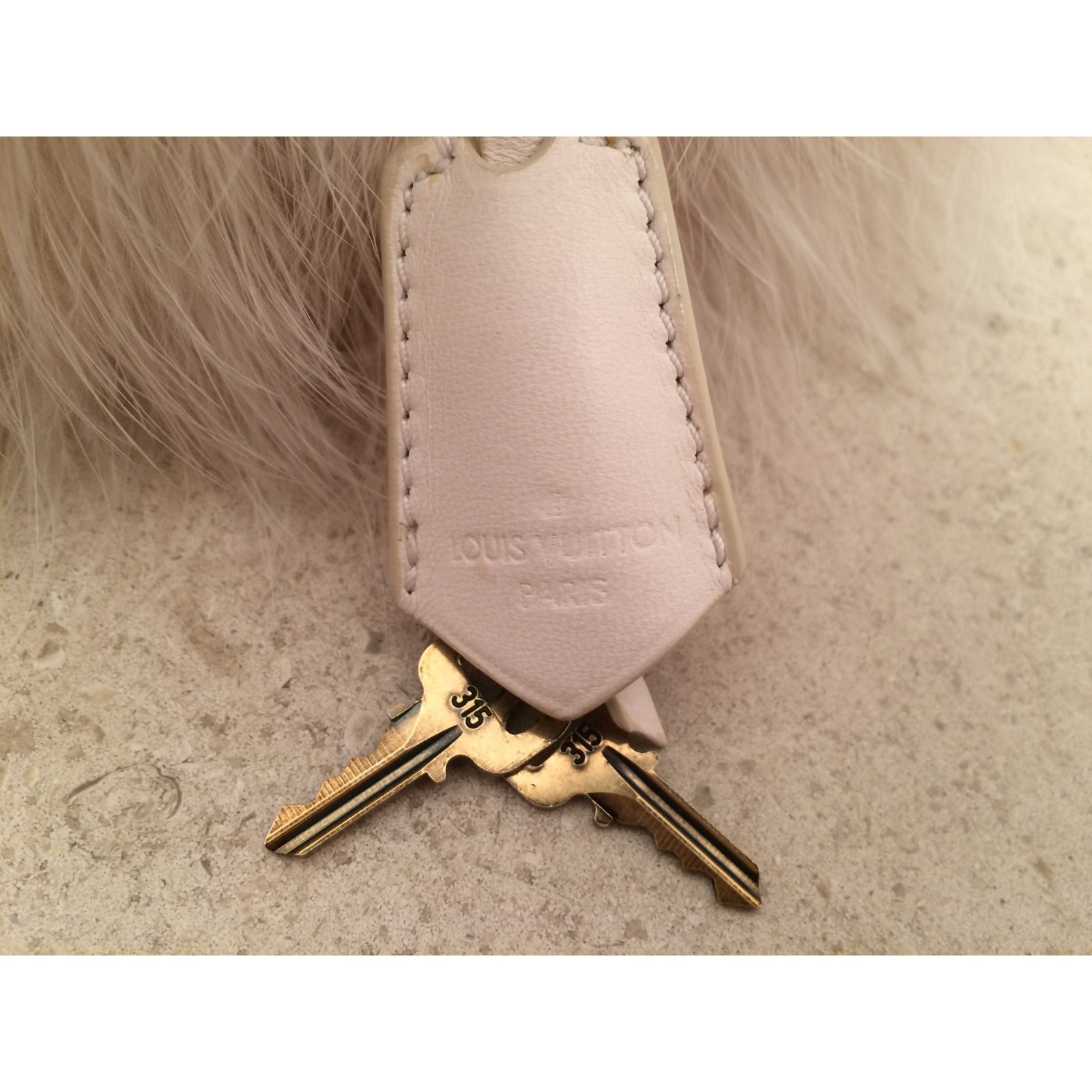 Louis Vuitton Speedy 30 Pink Fur ref.76383 - Joli Closet