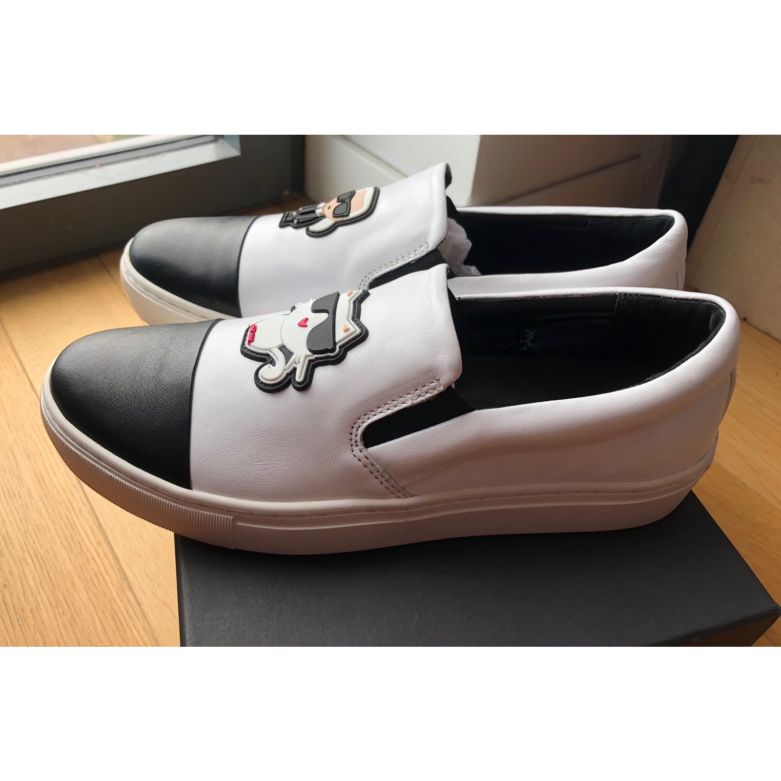 Karl Lagerfeld sneakers White Leather ref.76586 - Joli Closet Karl Lagerfeld sneakers White Leather ref.76586 - Joli Closet