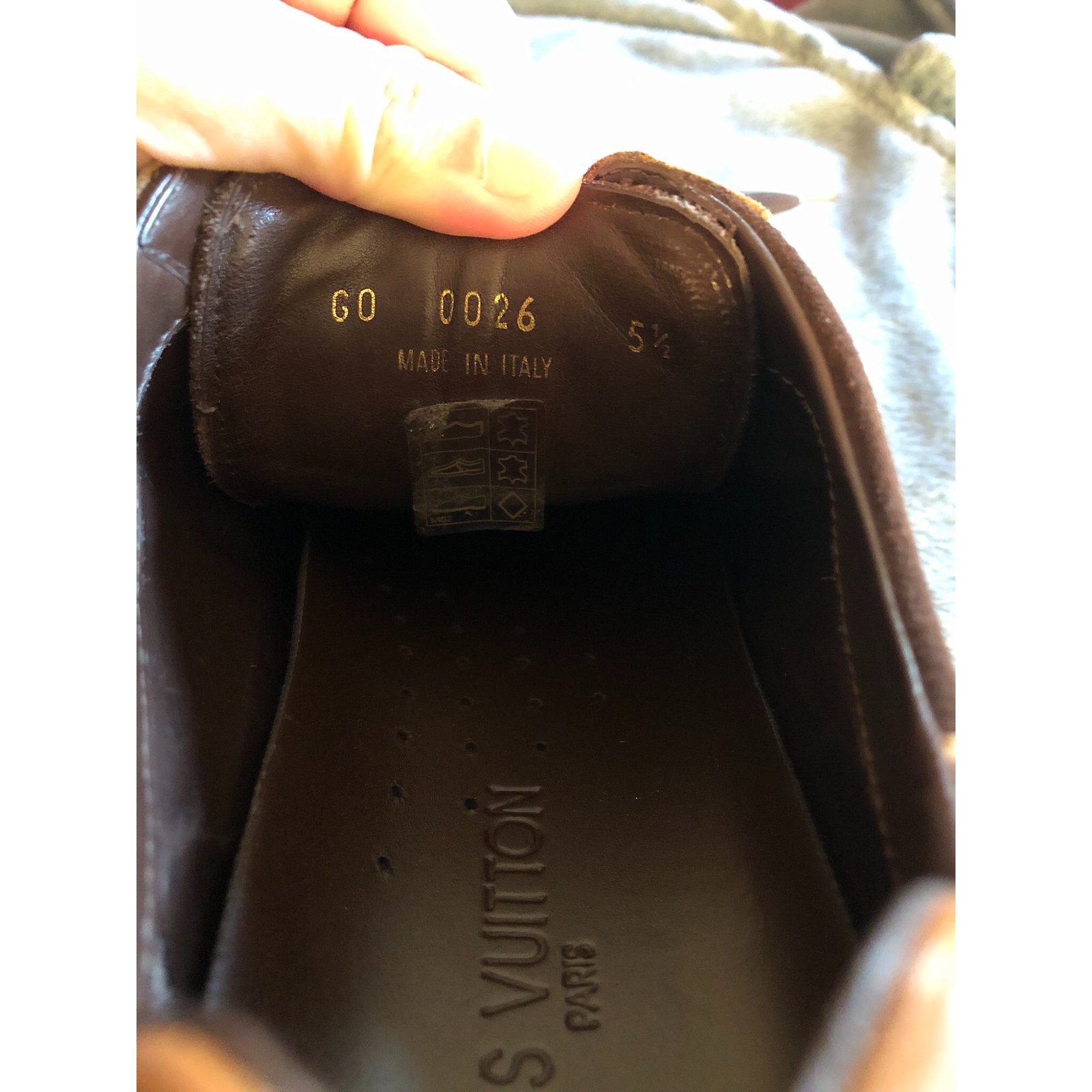 Louis Vuitton sneakers Brown Suede Leather ref.77433 - Joli Closet