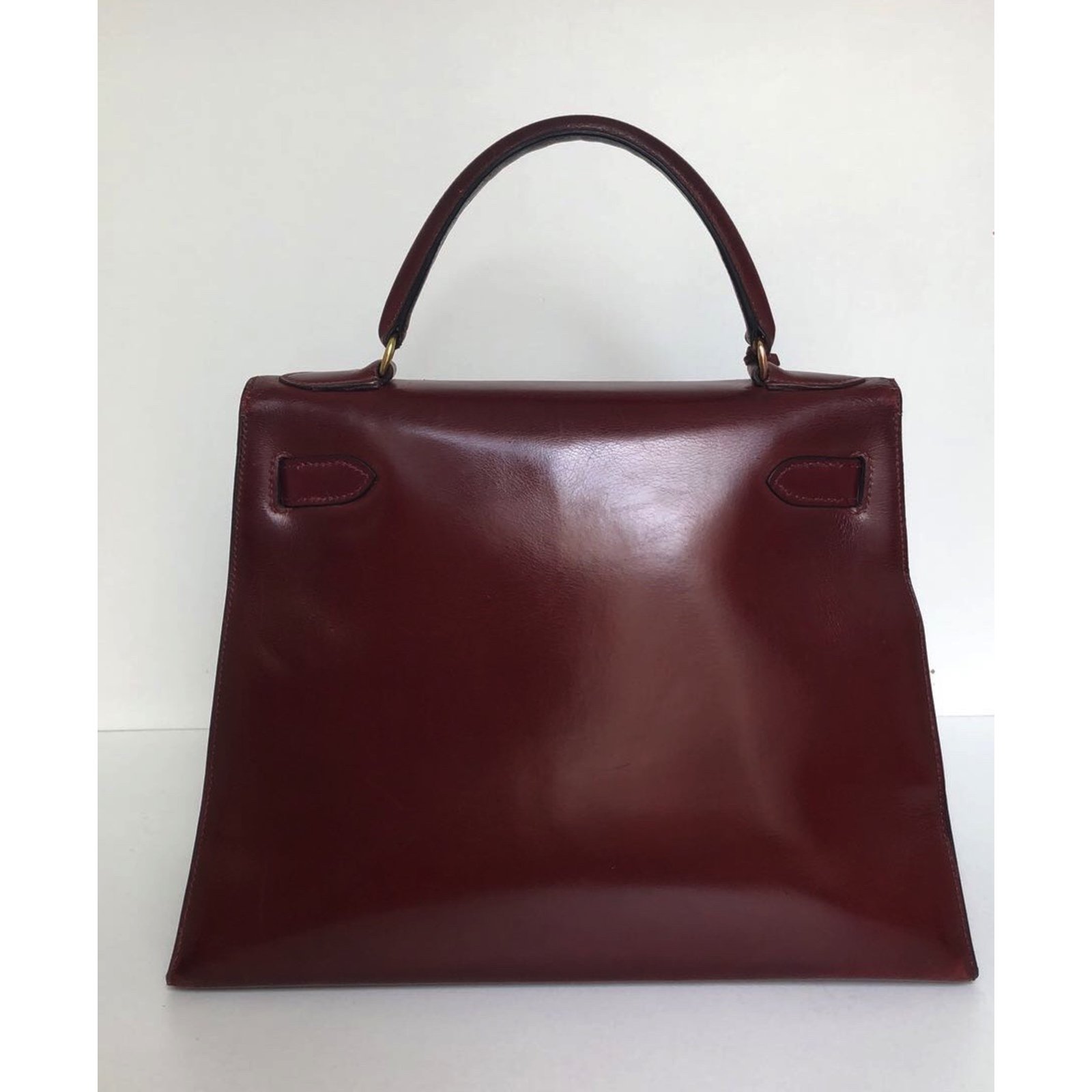 Hermès Kelly 28 cm red box leather Hermes bordeaux ref.151990 - Joli Closet