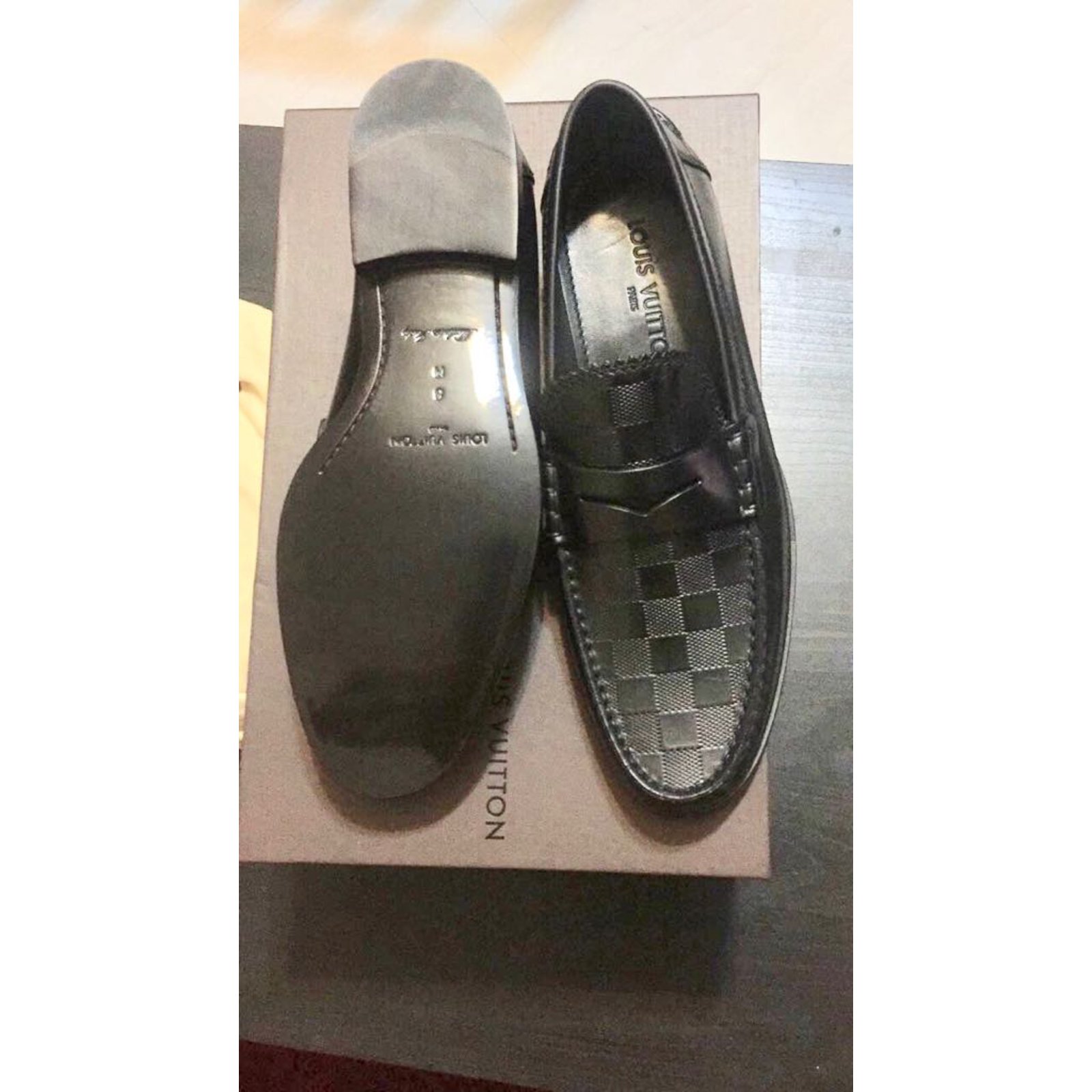 Louis Vuitton Loafers Slip ons Black Leather ref.79000 - Joli Closet