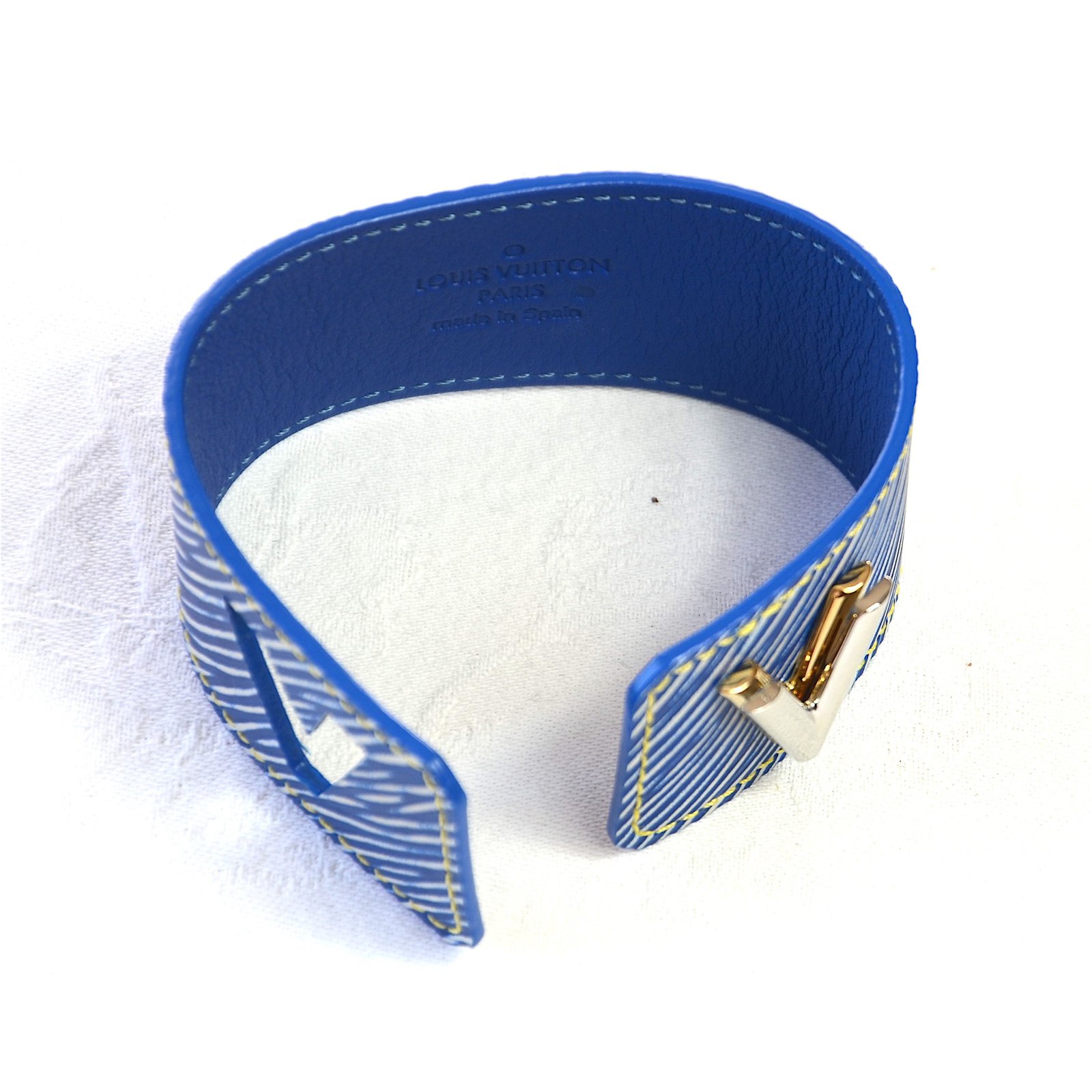 Louis Vuitton Bracelets Blue Leather ref.79252 - Joli Closet