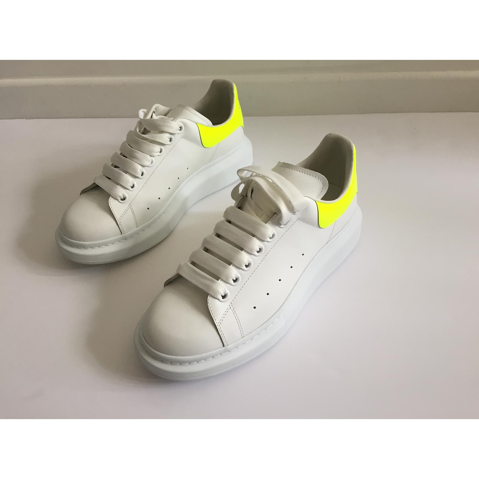 alexander mcqueen basket jaune