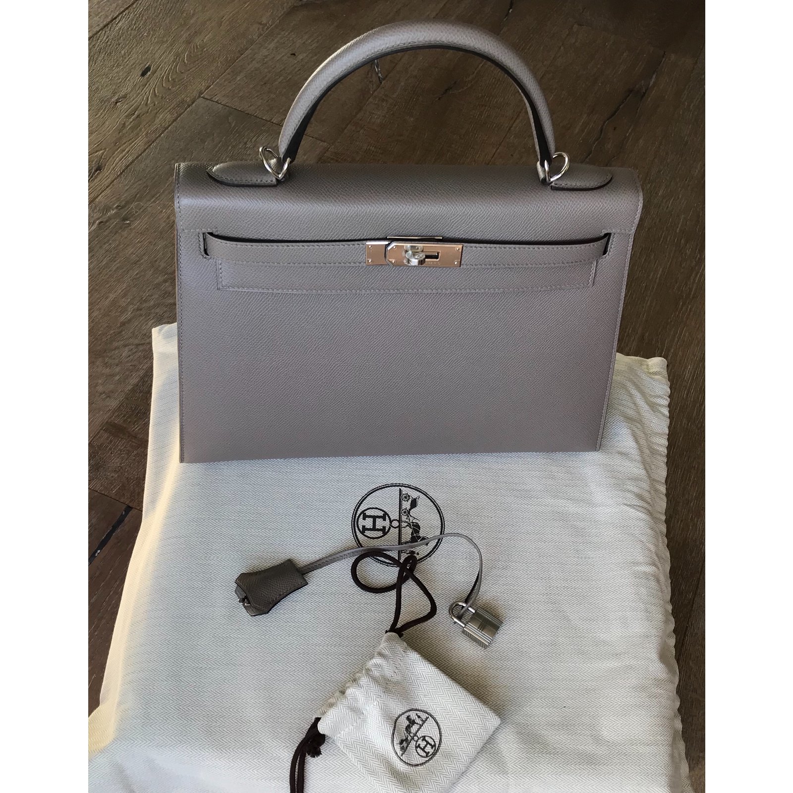 Hermès Kelly 32 Sellier Epsom PHW Grey Leather ref.242753 - Joli