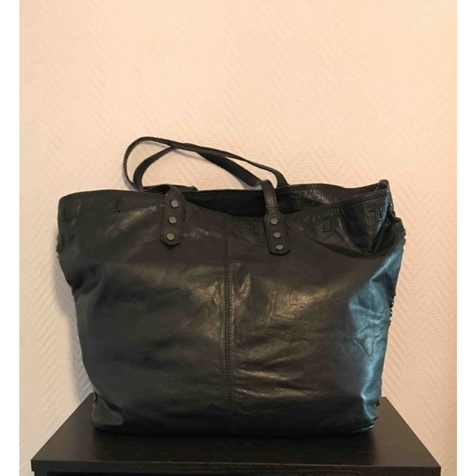 Zadig & Voltaire Totes Black Leather ref.80596 - Joli Closet