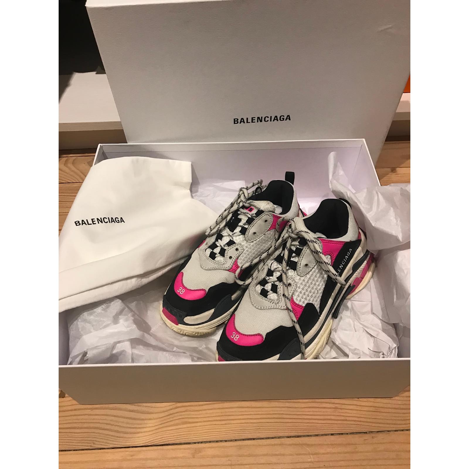balenciaga trainers pink