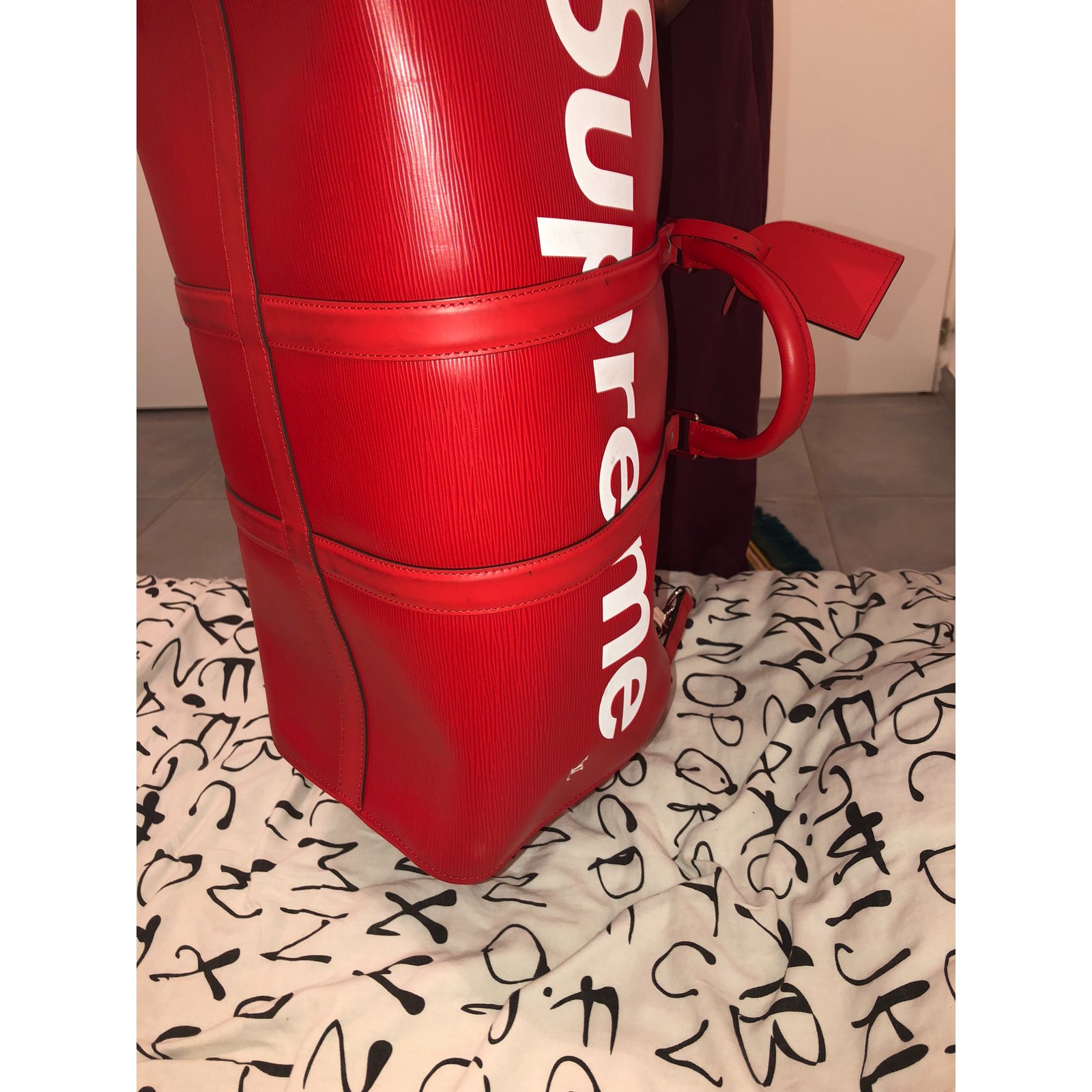 Autre Marque Louis vuitton x Supreme Backpacks Red Leather ref.43836 - Joli  Closet