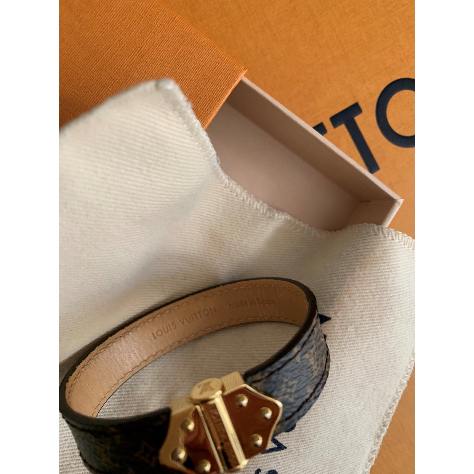 Louis Vuitton monogram spirit nano monogram bracelet Brown Cloth ref.85774  - Joli Closet