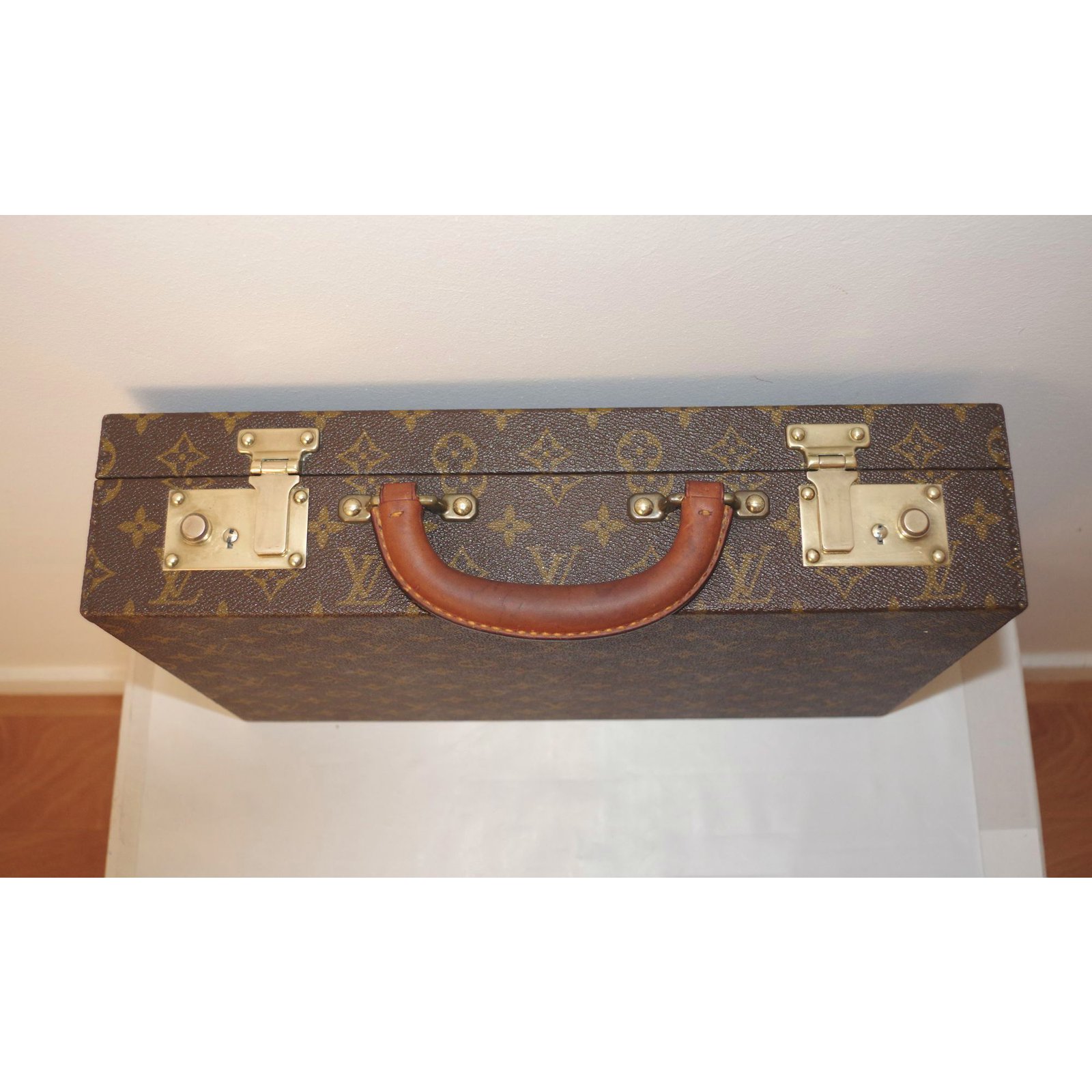 Louis Vuitton Monceau Camel Patent leather ref.962798 - Joli Closet
