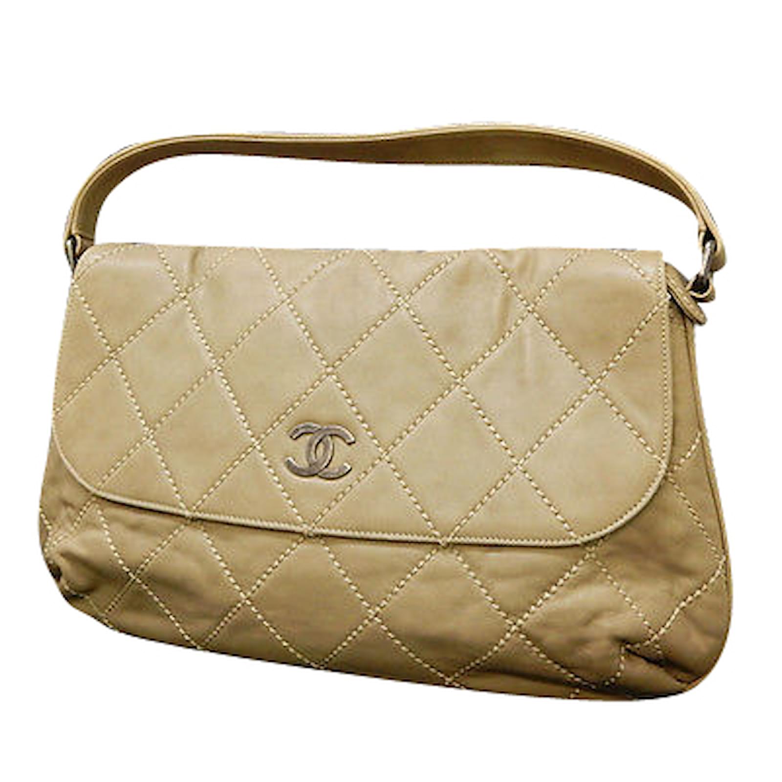 Chanel Shoulder bag Beige Leather ref.86777 Joli Closet