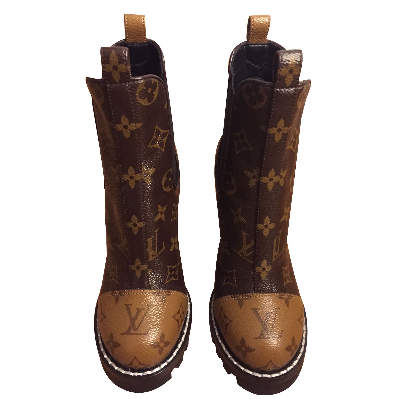 lv yellowstone sneaker boot