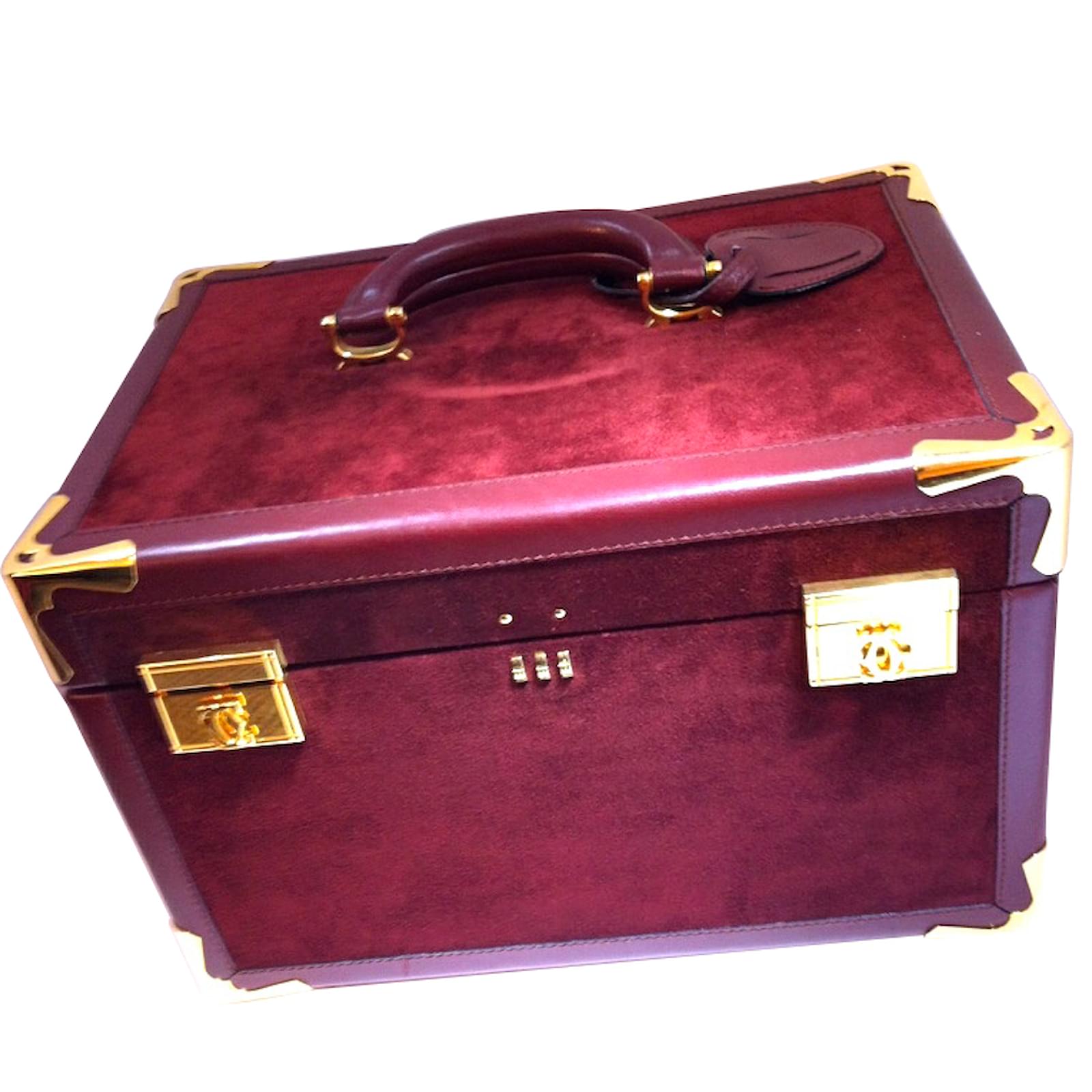 Cartier Vanity case Dark red Leather ref.88941 Joli Closet