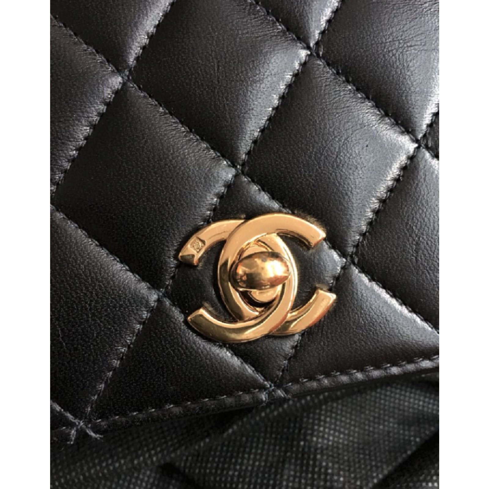 Chanel Vintage Wallet on Chain Black Leather ref.88979 - Joli Closet