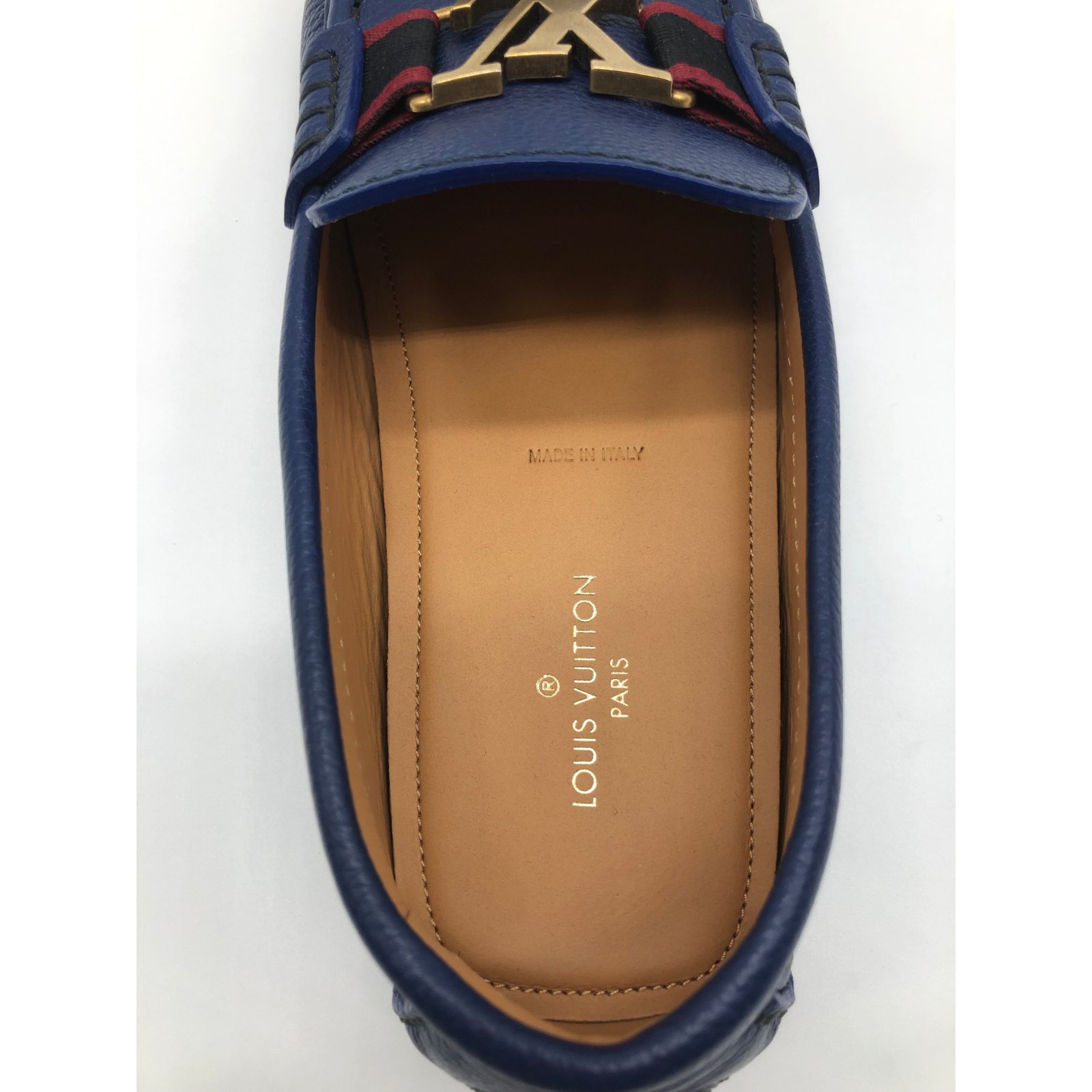 Louis Vuitton moccasins Monte Carlo model in navy grained leather, size 42,  new condition! Navy blue ref.90143 - Joli Closet