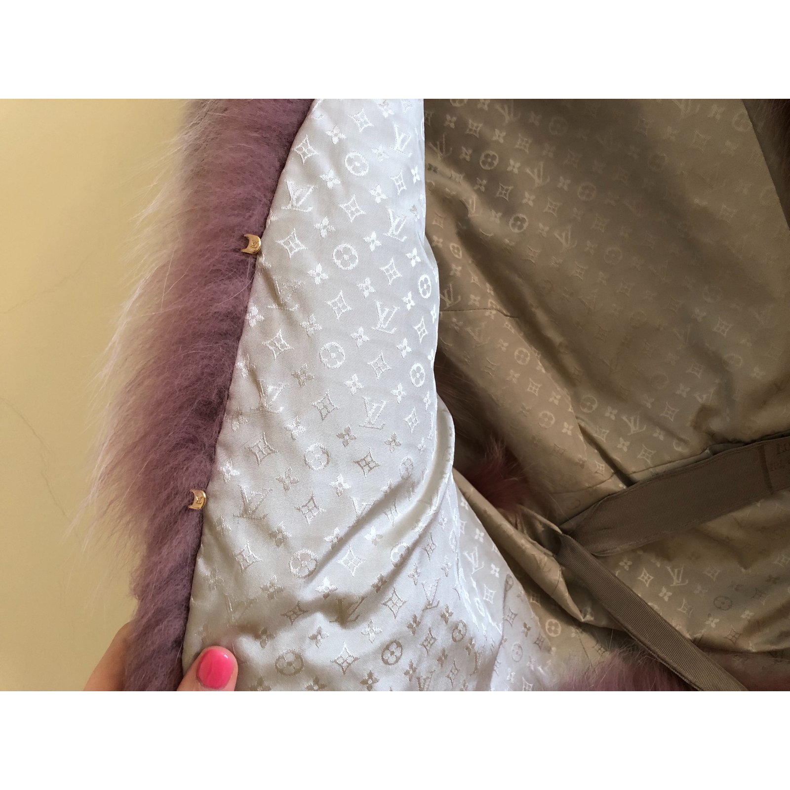 Louis Vuitton Jacket Pink Fox ref.91856 - Joli Closet