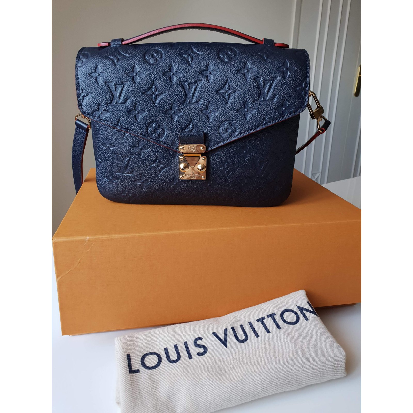 Metis Louis Vuitton POUCH MÉTIS LEATHER FOOTPRINT Red Navy blue