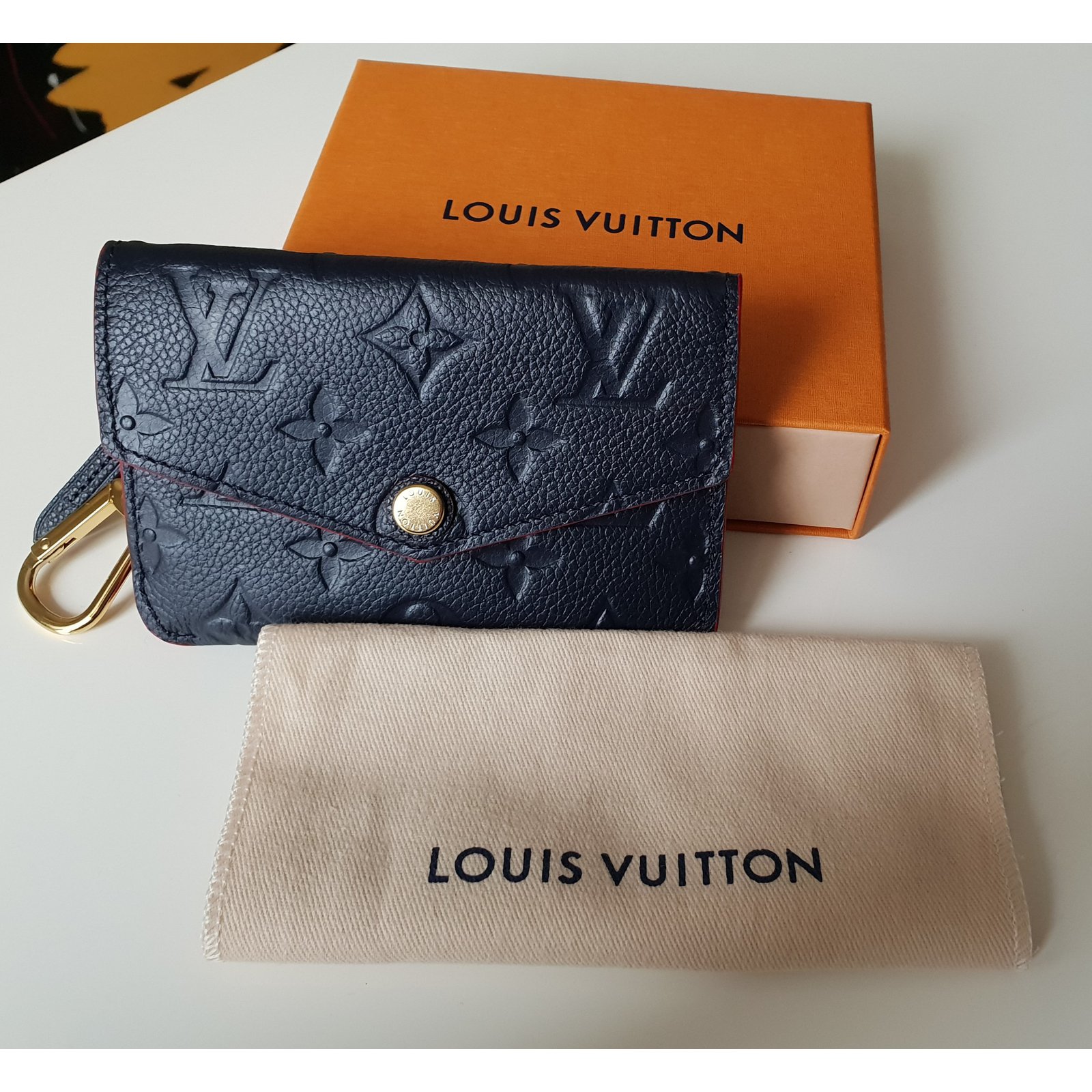 Louis Vuitton key pouch White Leather ref.170977 - Joli Closet