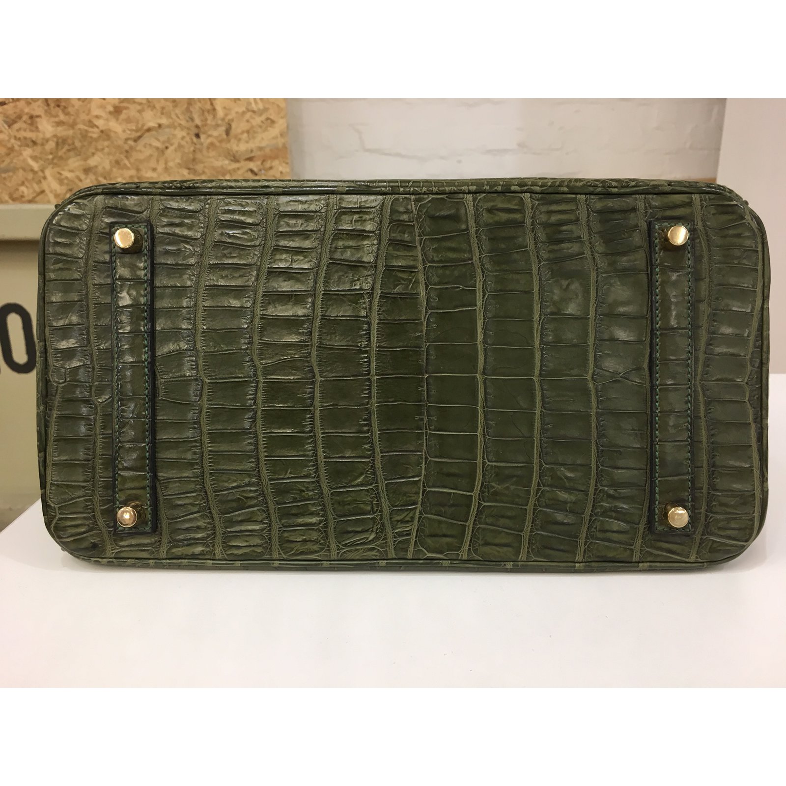 Hermès Birkin Bag 35 Croco Leather in Vert Veronese Green Exotic