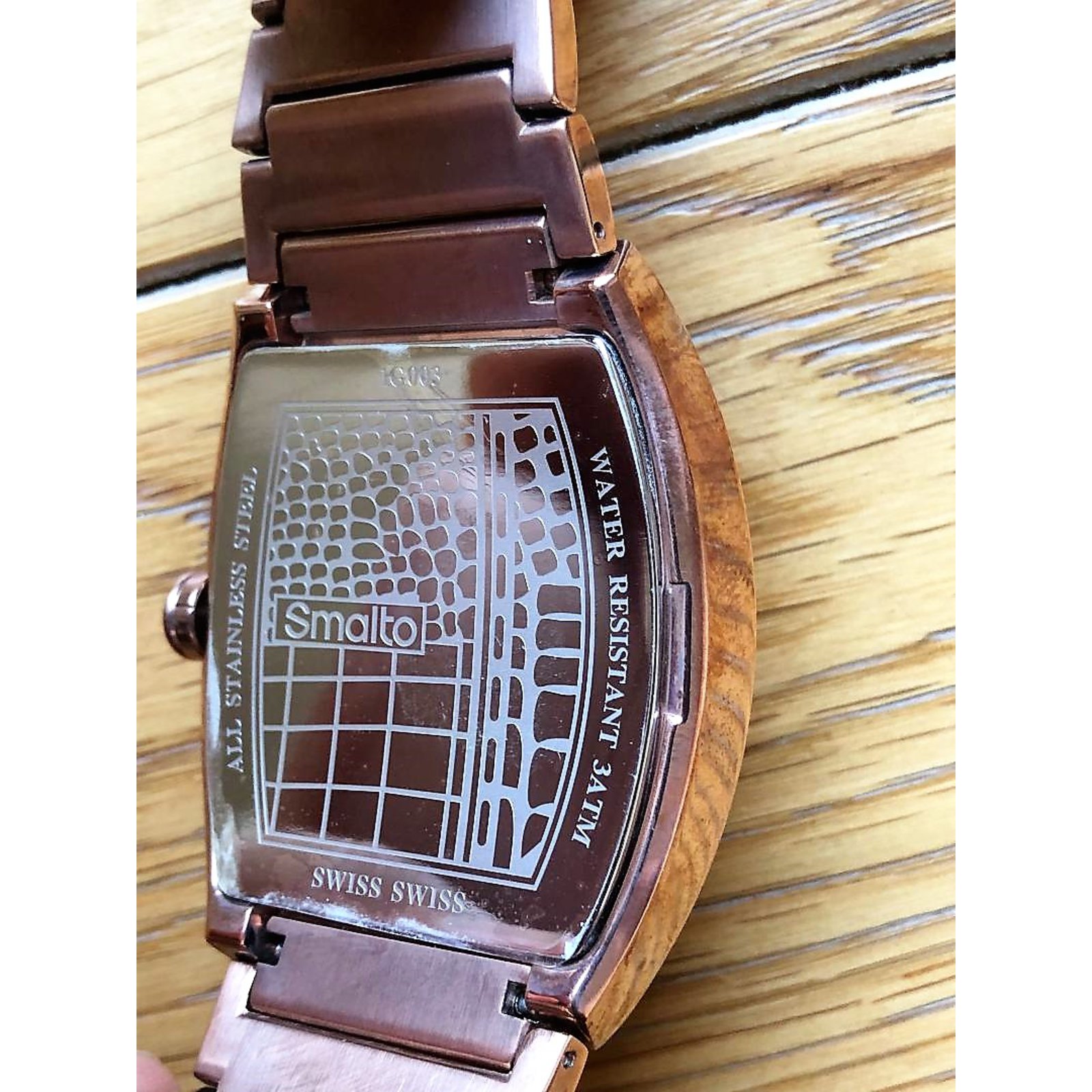BID WIN BUY - SMALTO Gold Stainless Steel Case with... | Facebook