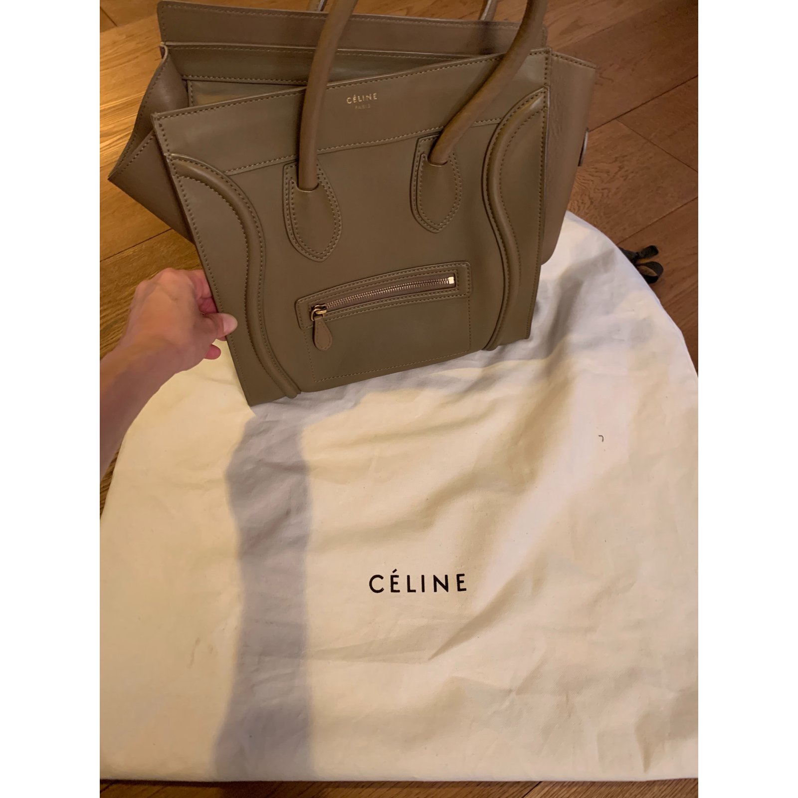 Céline luggage Taupe Leather ref.104024 - Joli Closet