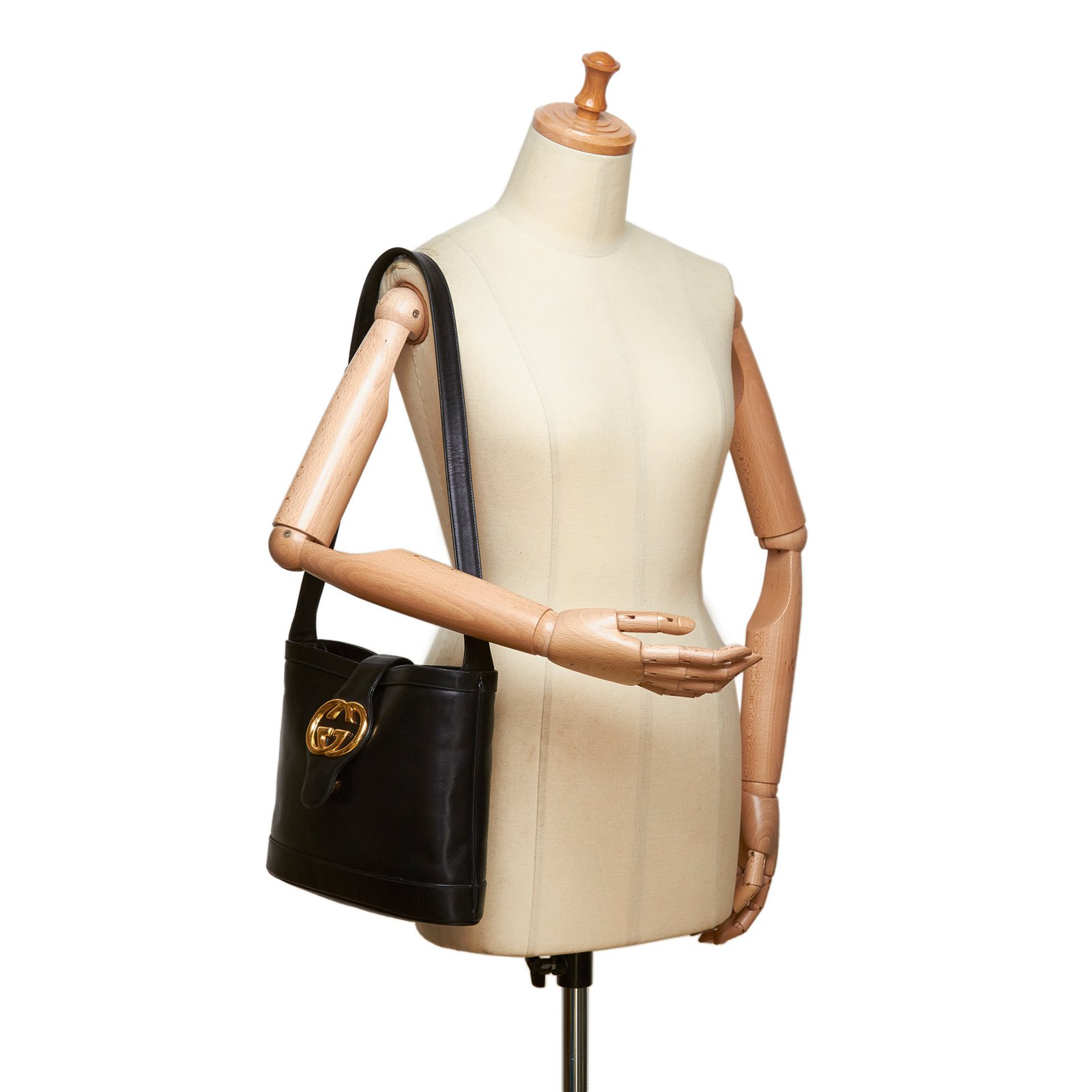Gucci Vintage Double G Shoulder Bag Black Leather ref.99634 - Joli Closet