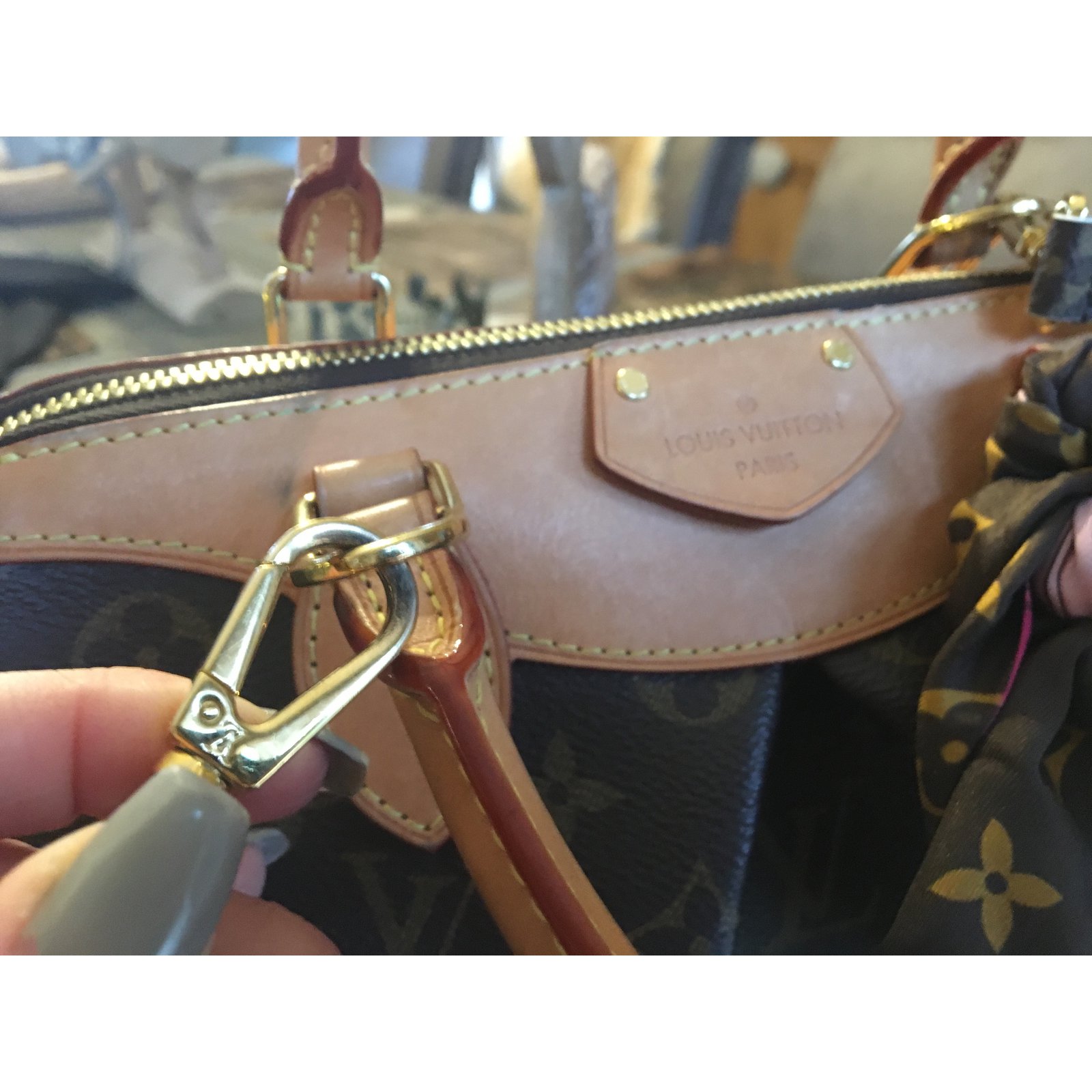 Louis Vuitton Segur with pink shoulder strap Brown Leather ref