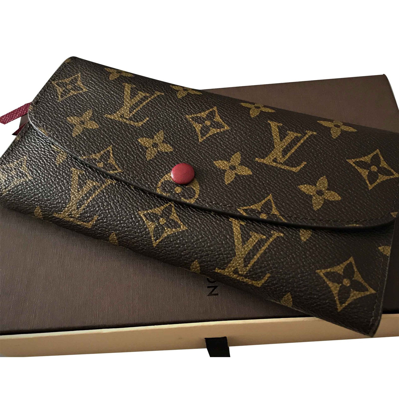 Louis Vuitton Model Portfolio Emilie Limited Edition (red