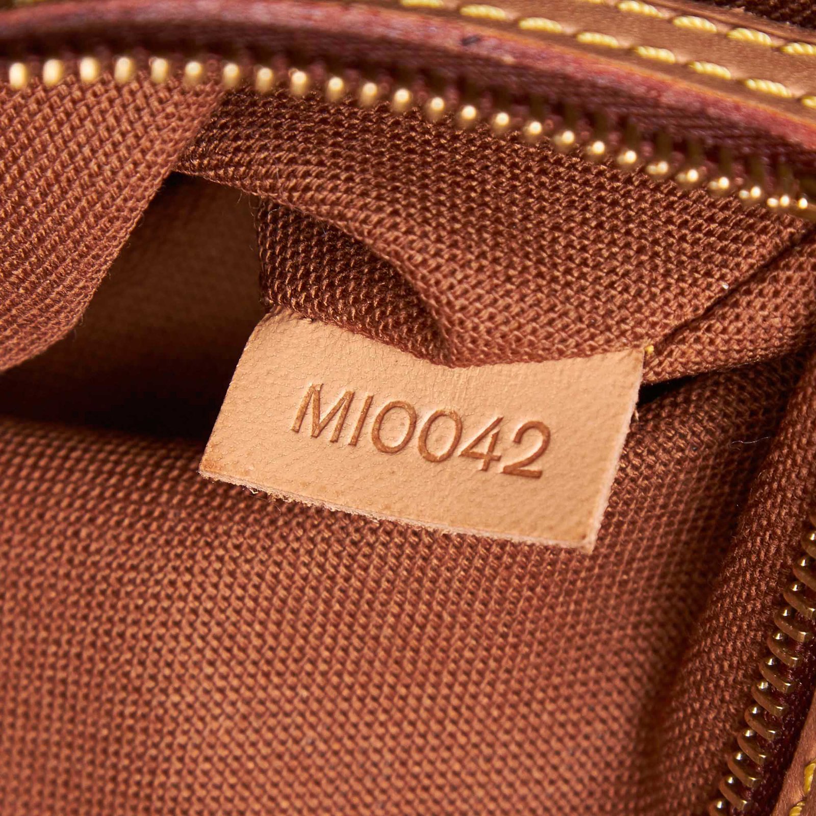 Louis Vuitton Monogram Looping Mini Brown Cloth ref.962622 - Joli Closet