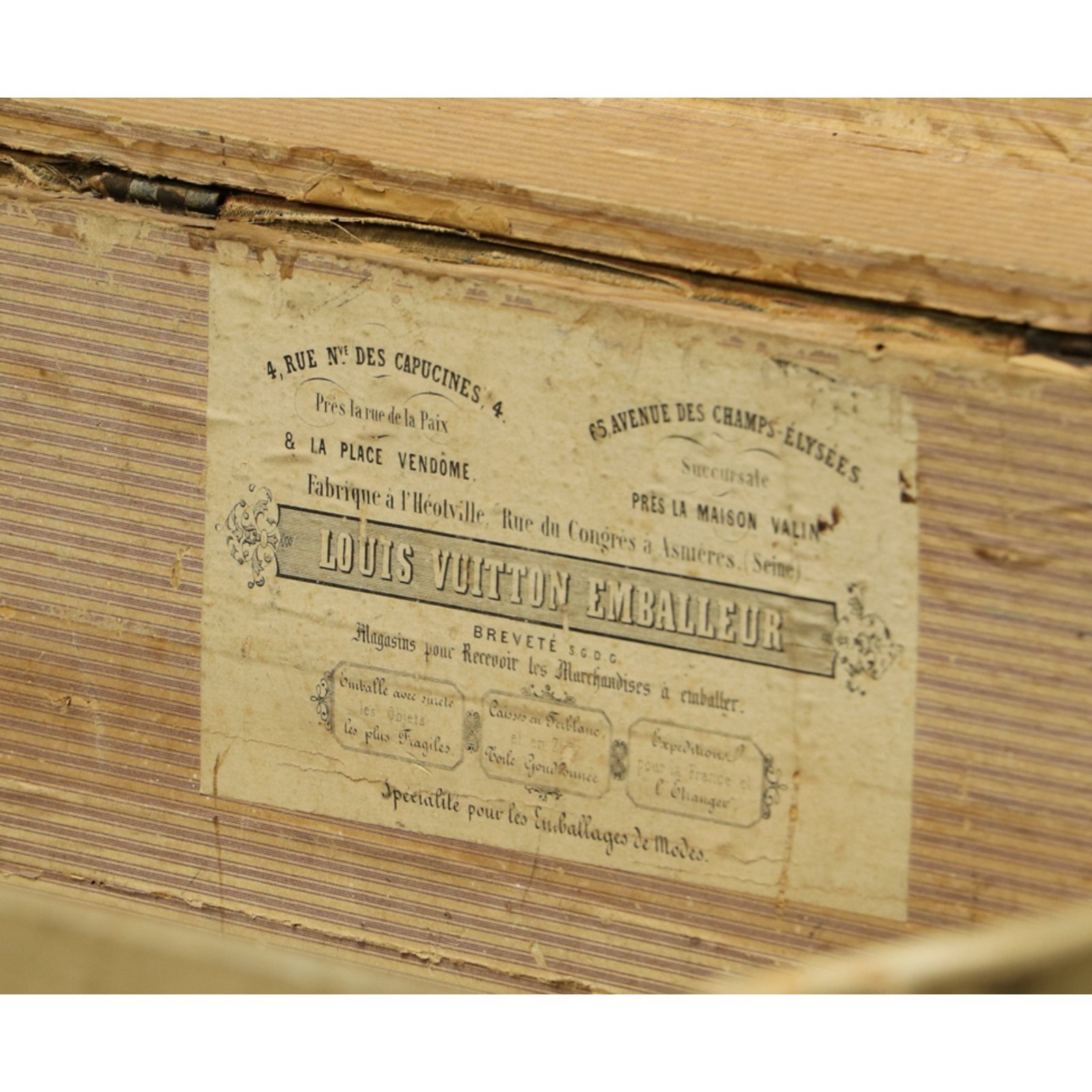 Louis Vuitton Malle courrier trianon Grey Cloth ref.108838 - Joli